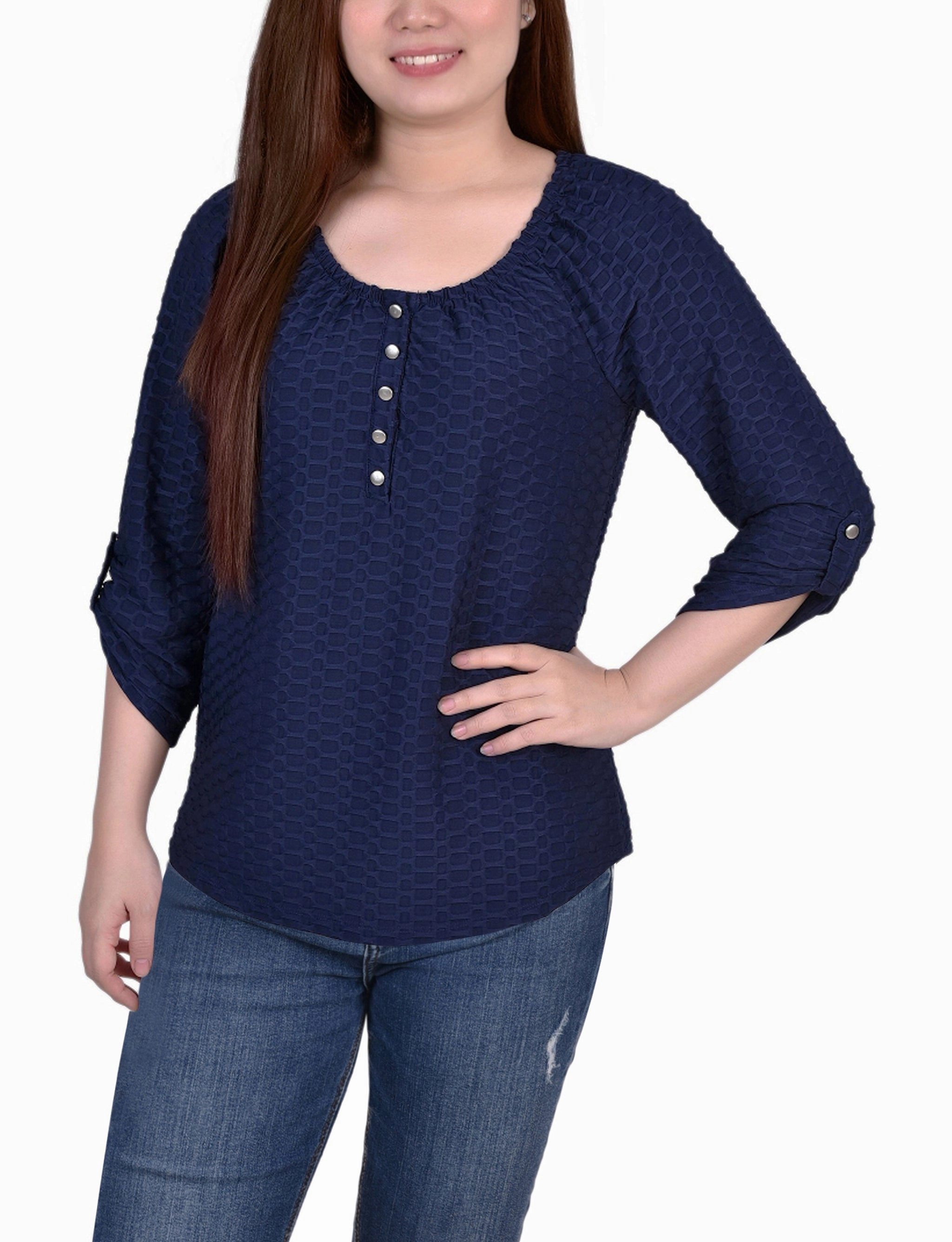 Wide Shoulder Cut 3/4 Sleeve Honeycomb Henley Top
