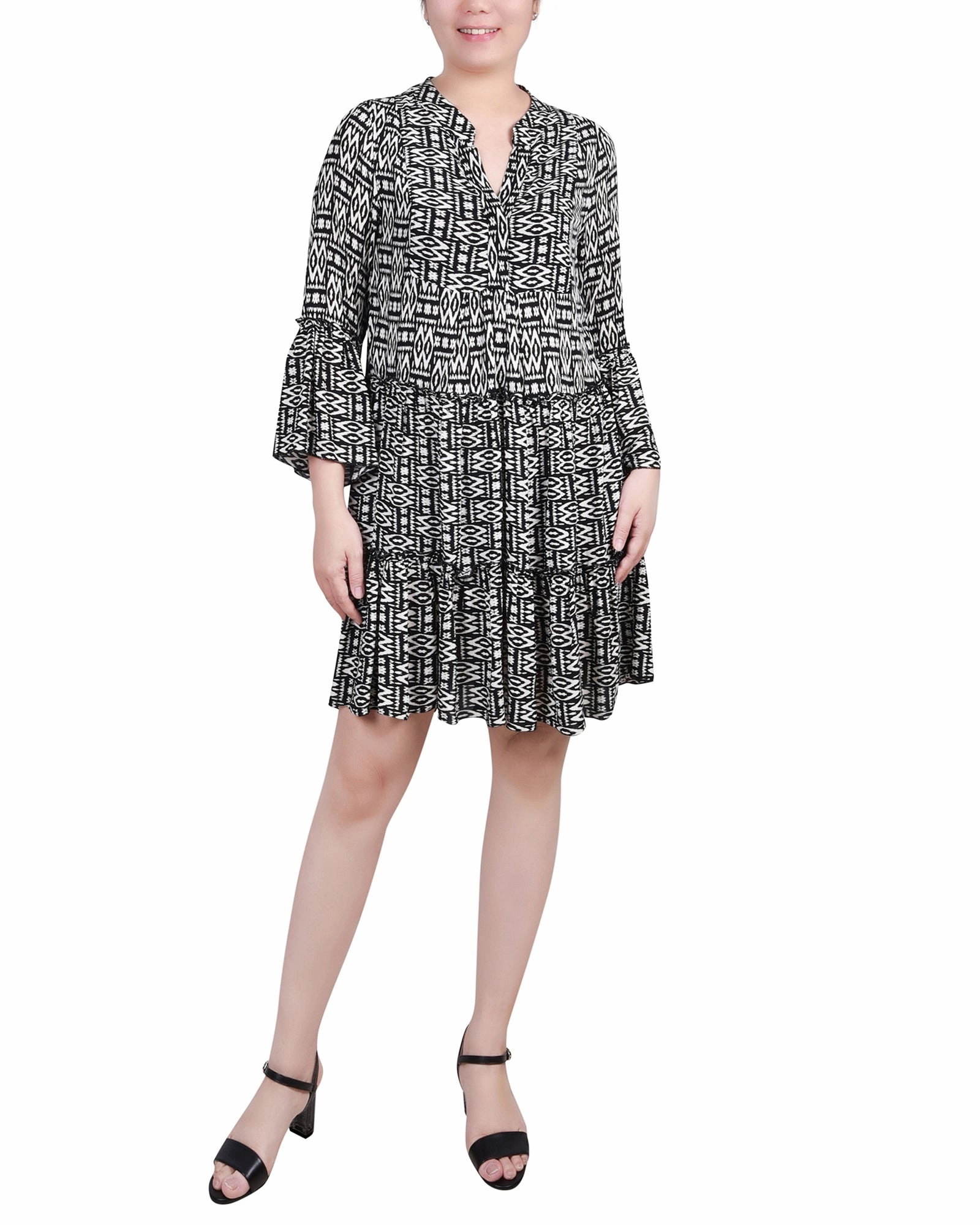 Wide Hemline 3/4 Sleeve Tiered Dress