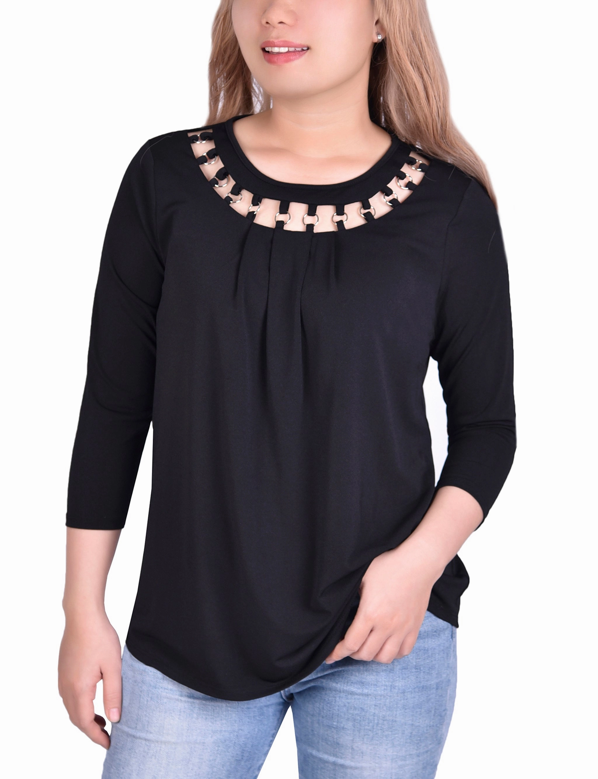 LowMaintenance Tagless Labeling 3/4 Sleeve Top With Cutout Ringed Neckline