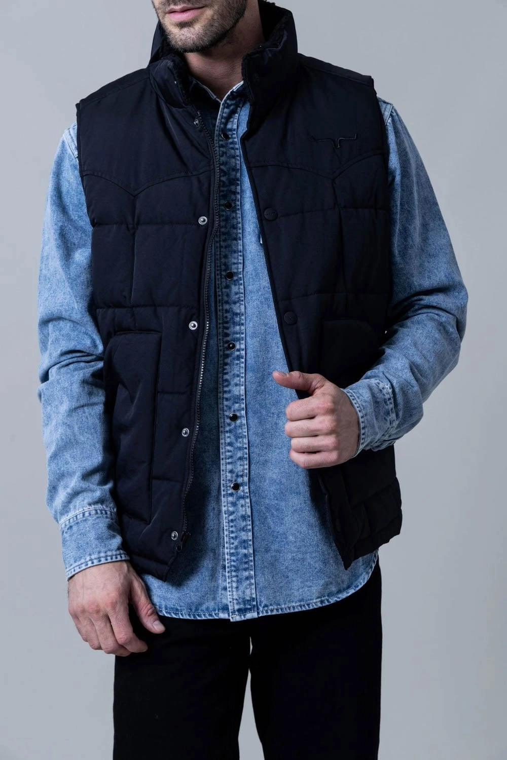 Breathable fabric tech Daily Commute Kimes Ranch Mens Muir Trail Quilted Black Poly/Nylon Softshell Vest