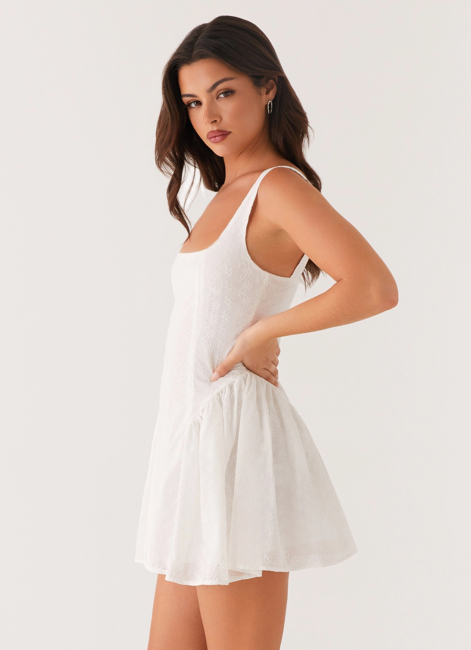 Adjustable-Straps Smart Silhouette Alyssa Mini Dress - White