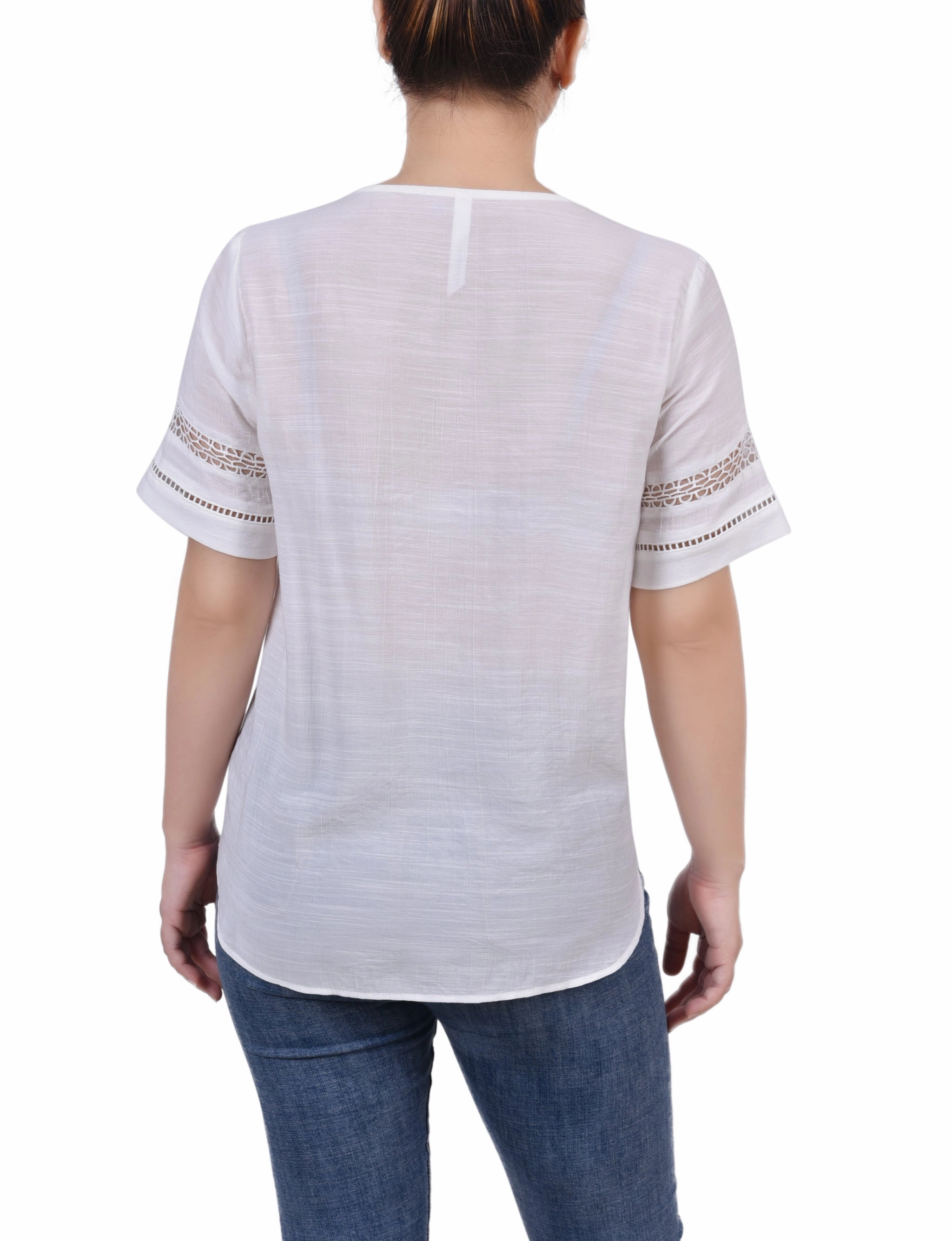 MinimalistCut UltraSoftLining Short Sleeve Crochet Trim Blouse