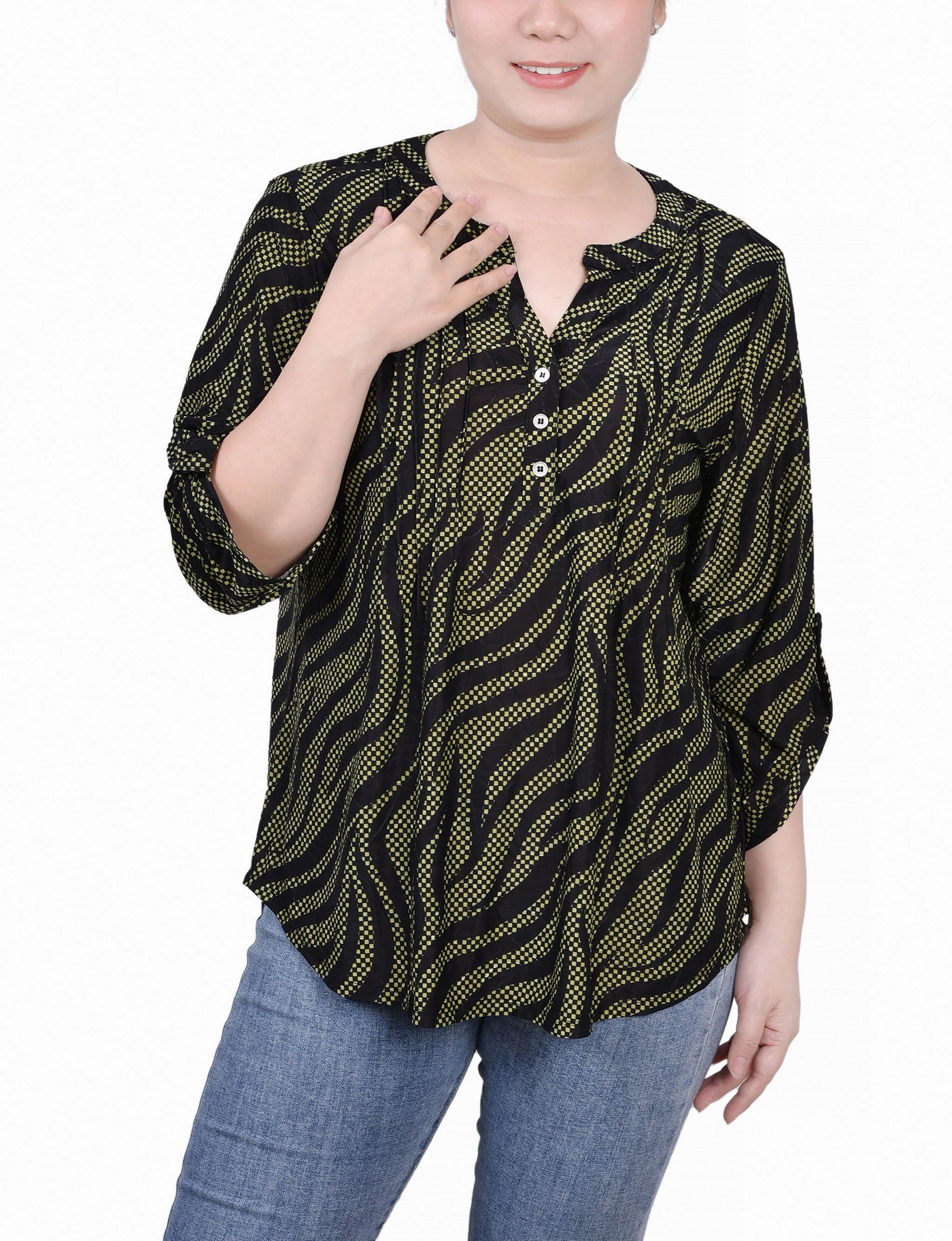 AntiPilling Subtle Texture Weave Petite 3/4 Roll Tap Pullover Top