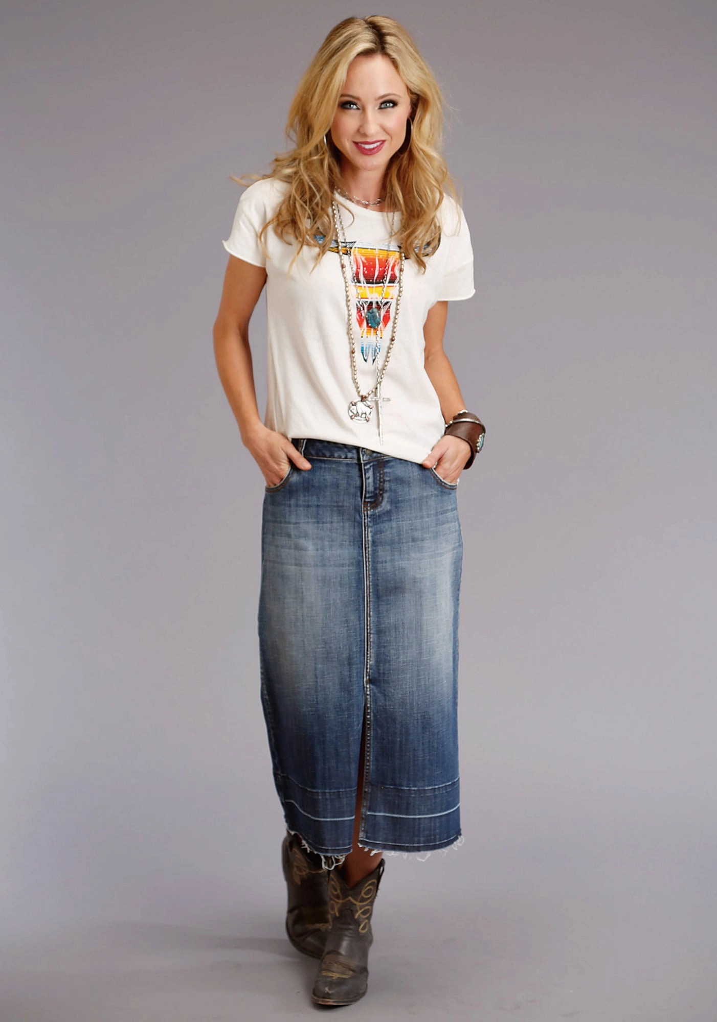 Stetson Womens White 100% Cotton Serape Longhorn S/S T-Shirt birthday party