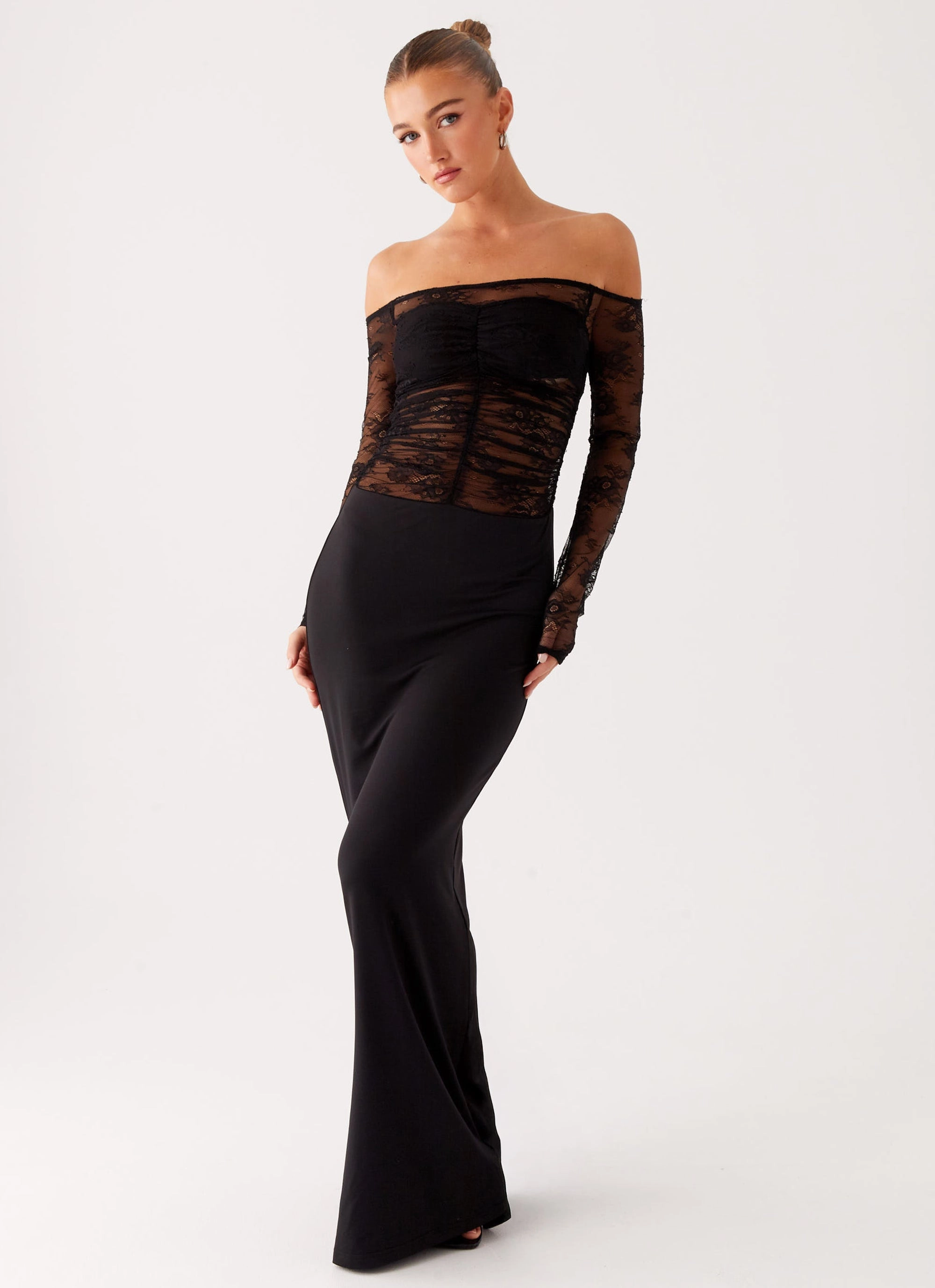 Avi Maxi Dress - Black Cold Layer Timeless Piece