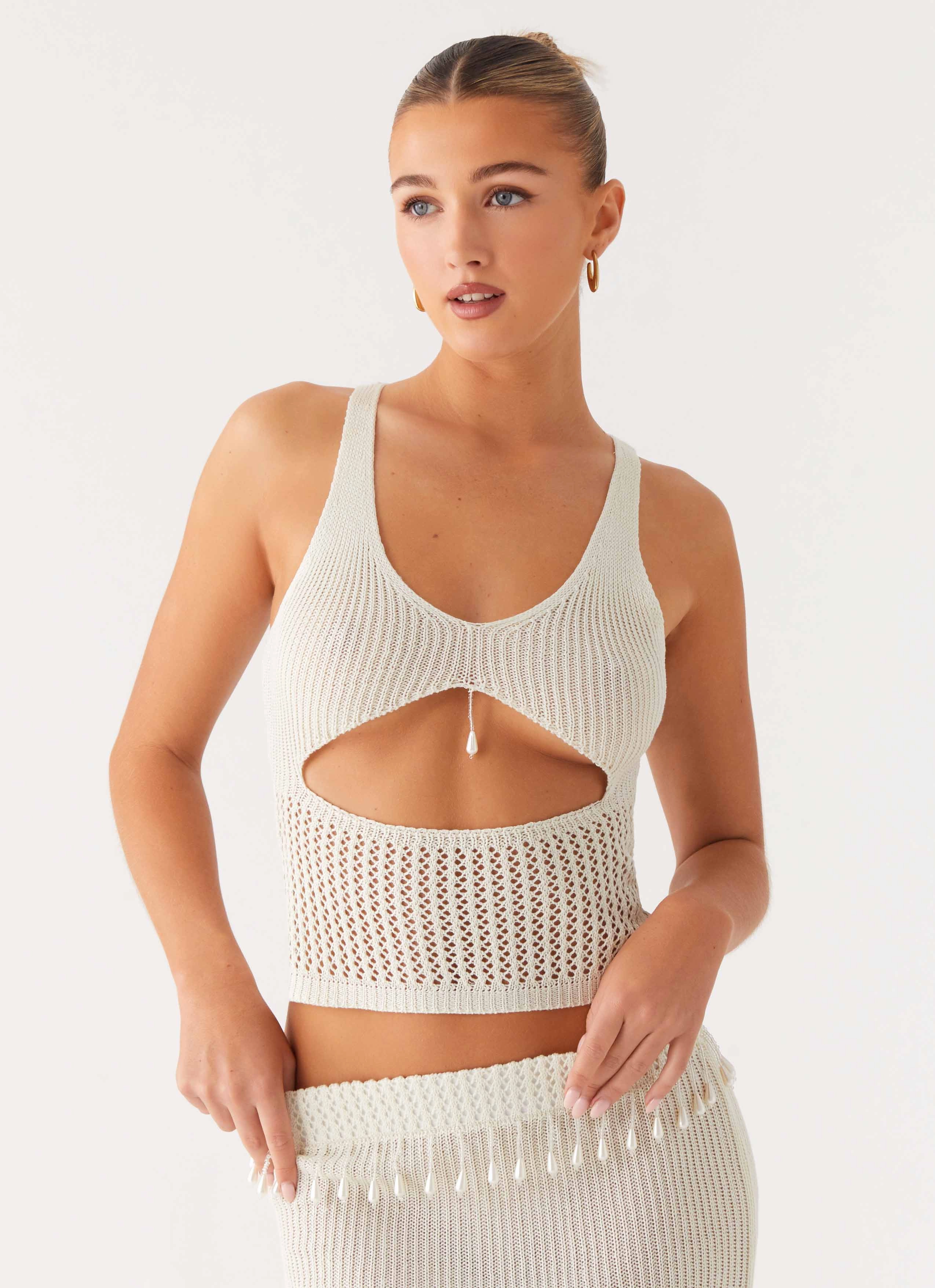 Basilia Knit Top - Off White Tapered Cut Clean Cut