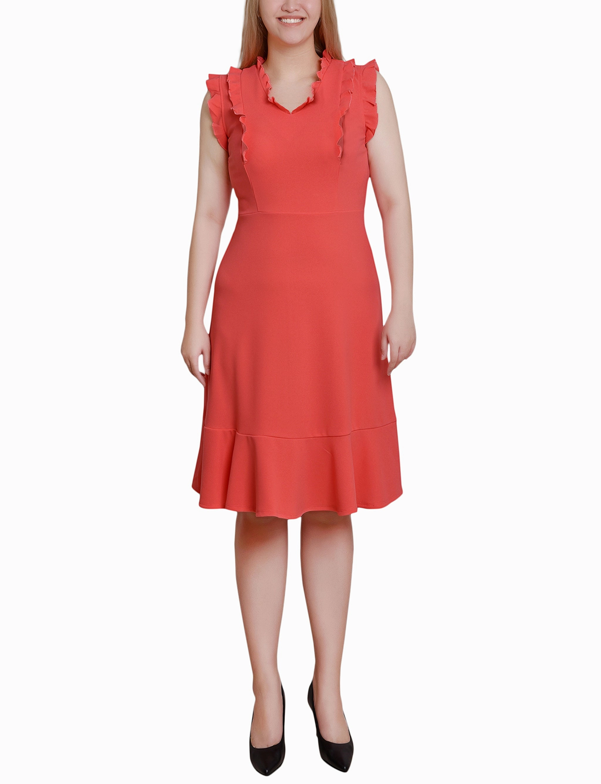 Villa Mood Social Ease Petite Flutter Sleeve Scuba Dress