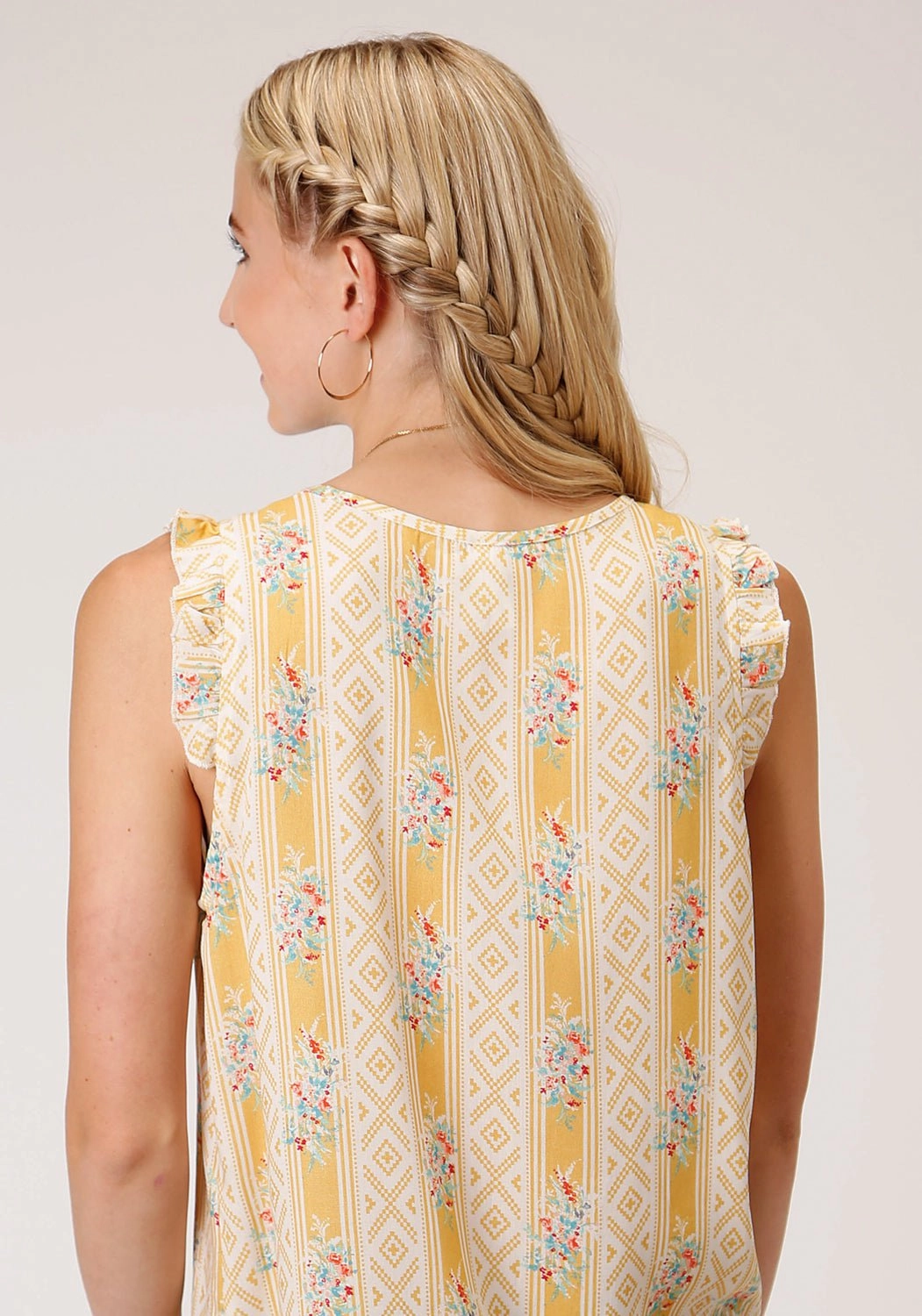 Regular Fit Roper Womens Southwest Wallpaper Yellow 100% Rayon S/L Blouse