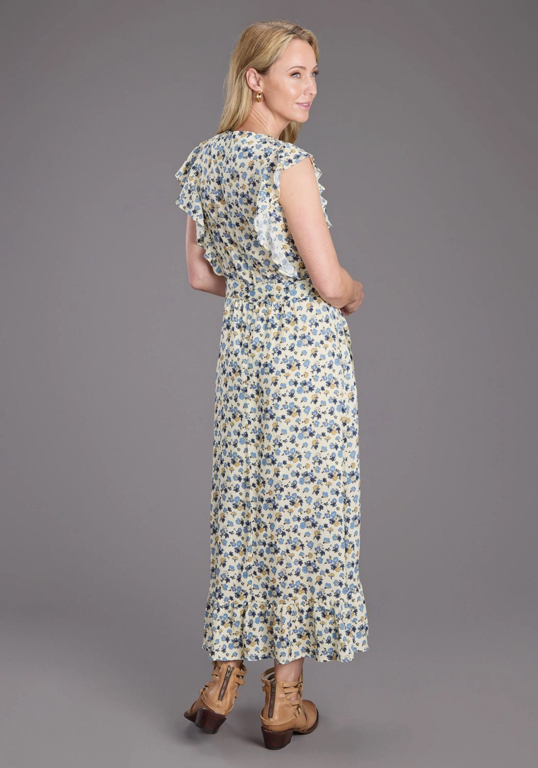 Stetson Womens Field Flower Blue Multi 100% Rayon S/L Dress Whimsical Mood Waist-Cinching