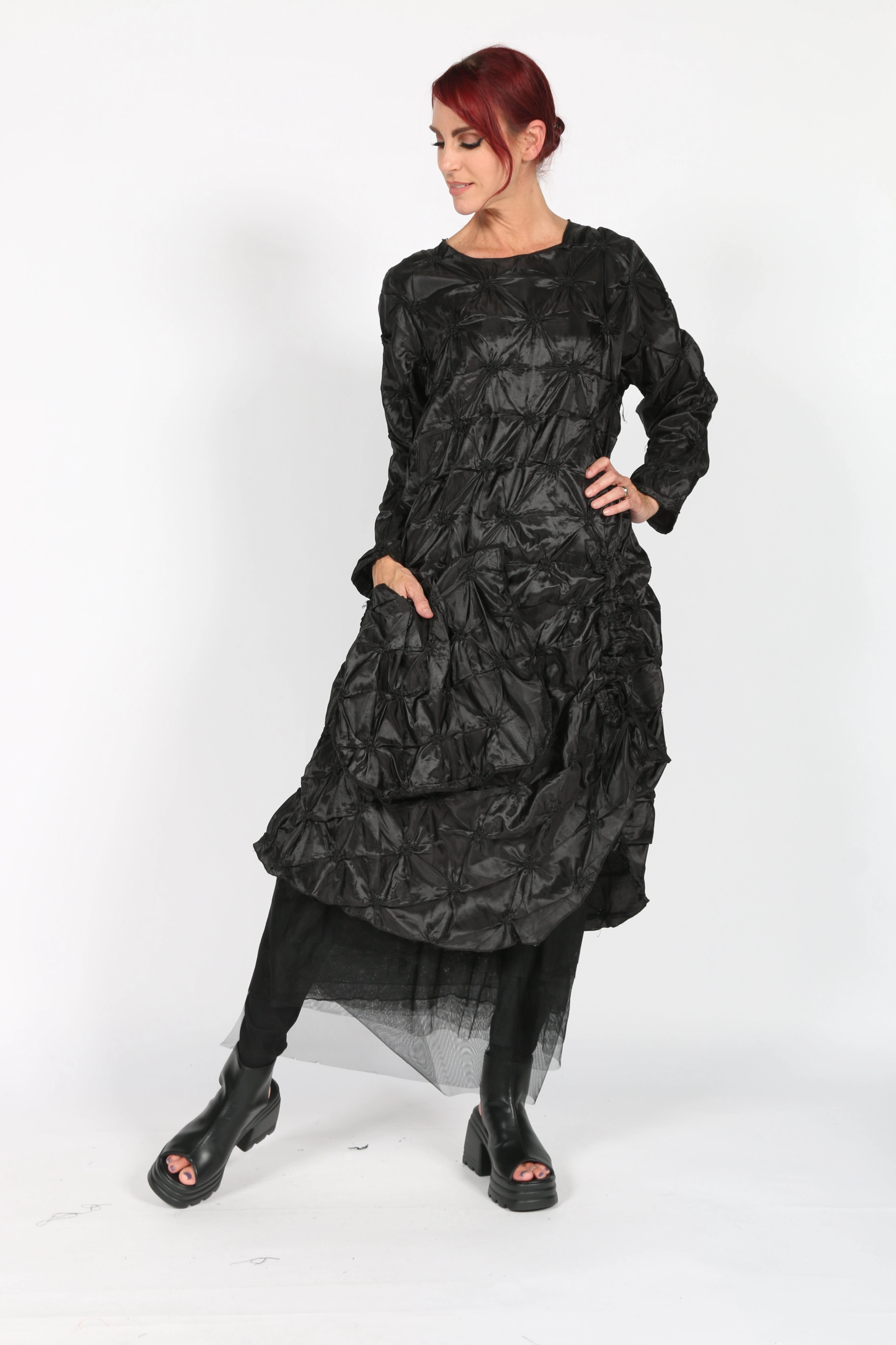 Flowy casual dress Classic Movement Bud719