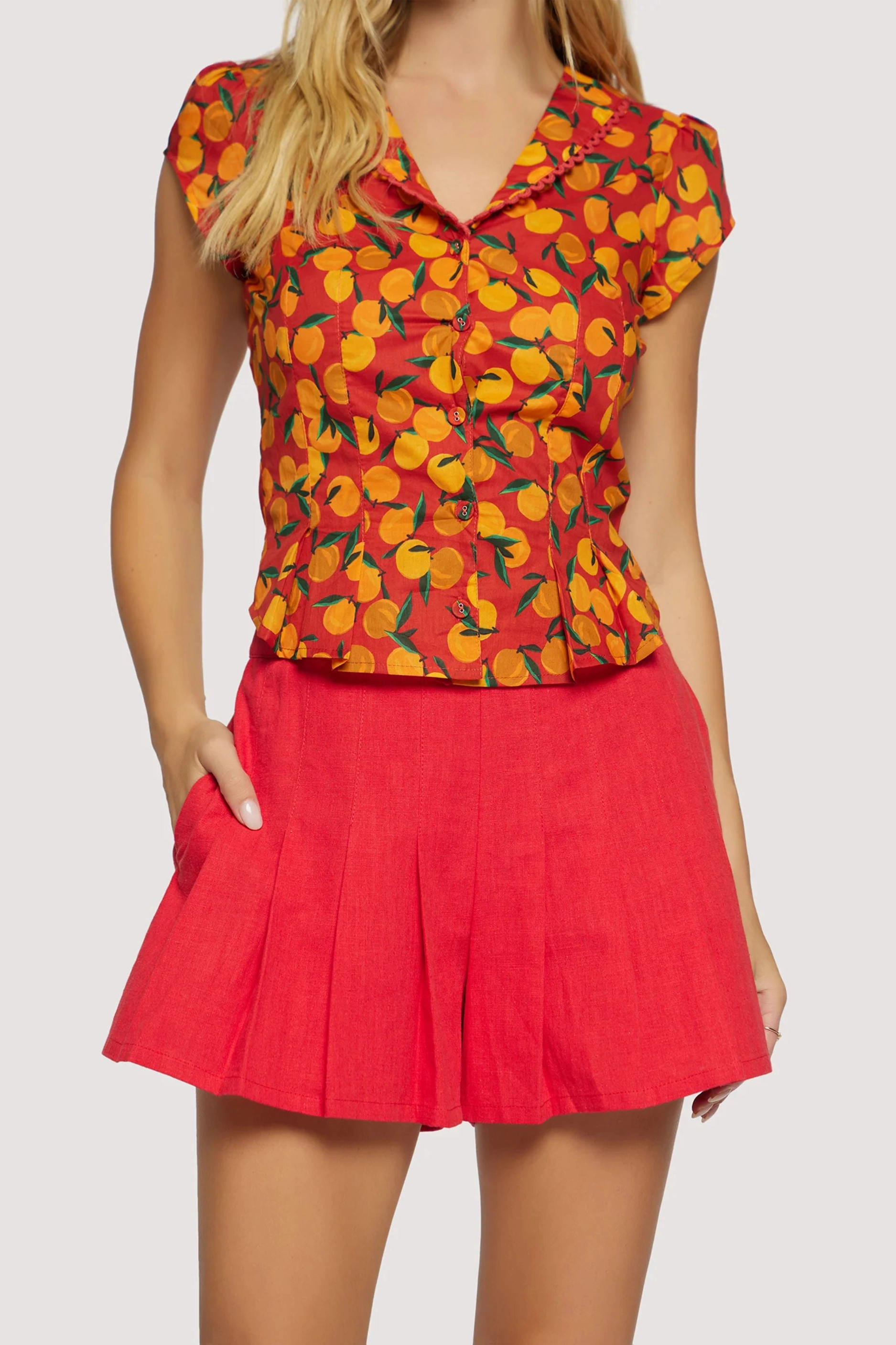 Quick Adjust Fit Catania Shorts - Red