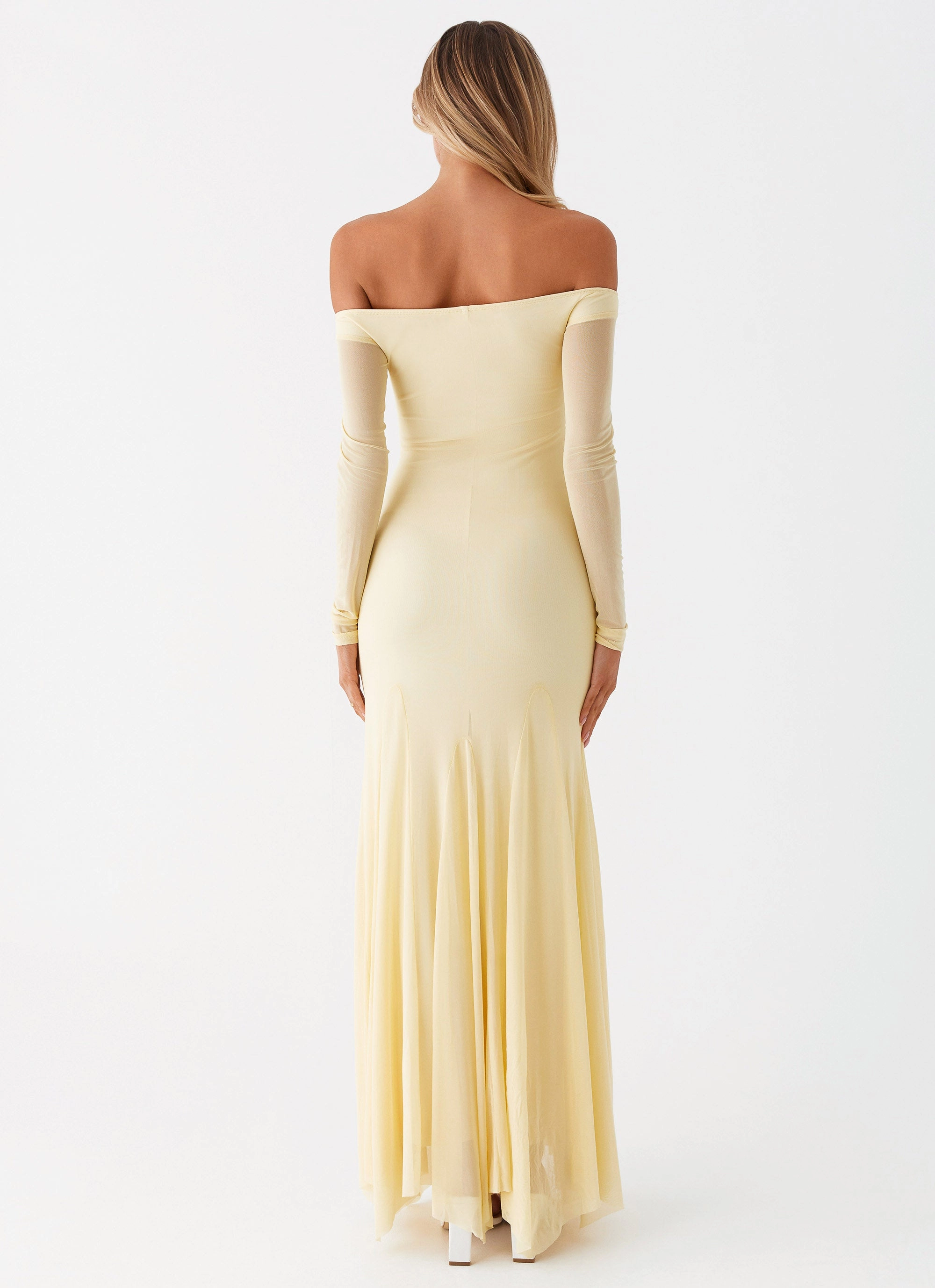 Chic Winter Style Maribel Maxi Dress - Yellow
