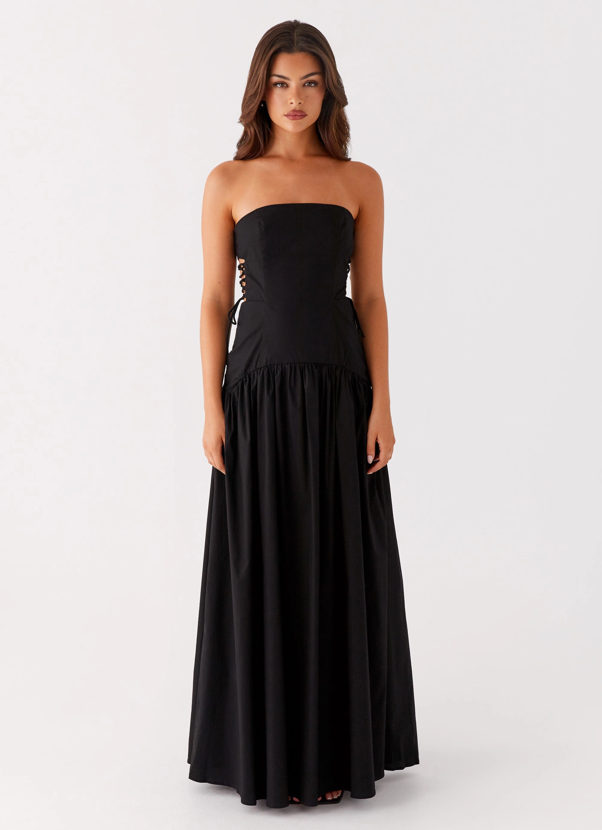 Conagh Maxi Dress - Black Knee Length