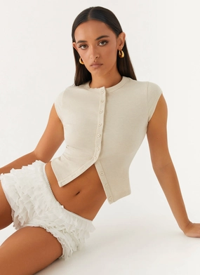 HeavyweightThermal Everyday Look Blair Cap Sleeve Buttoned Top - Oatmeal