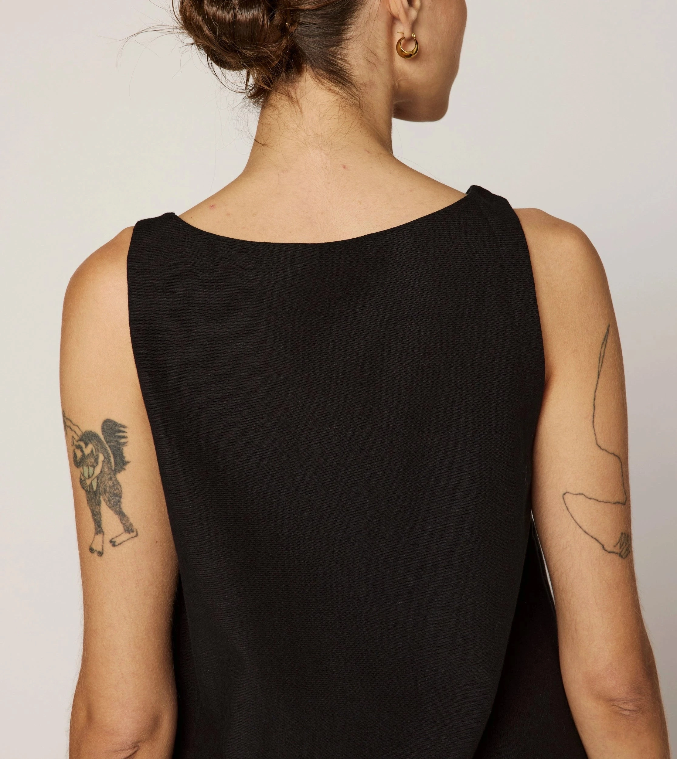 Ambesia Tank | Black Contrast Stitch Accent