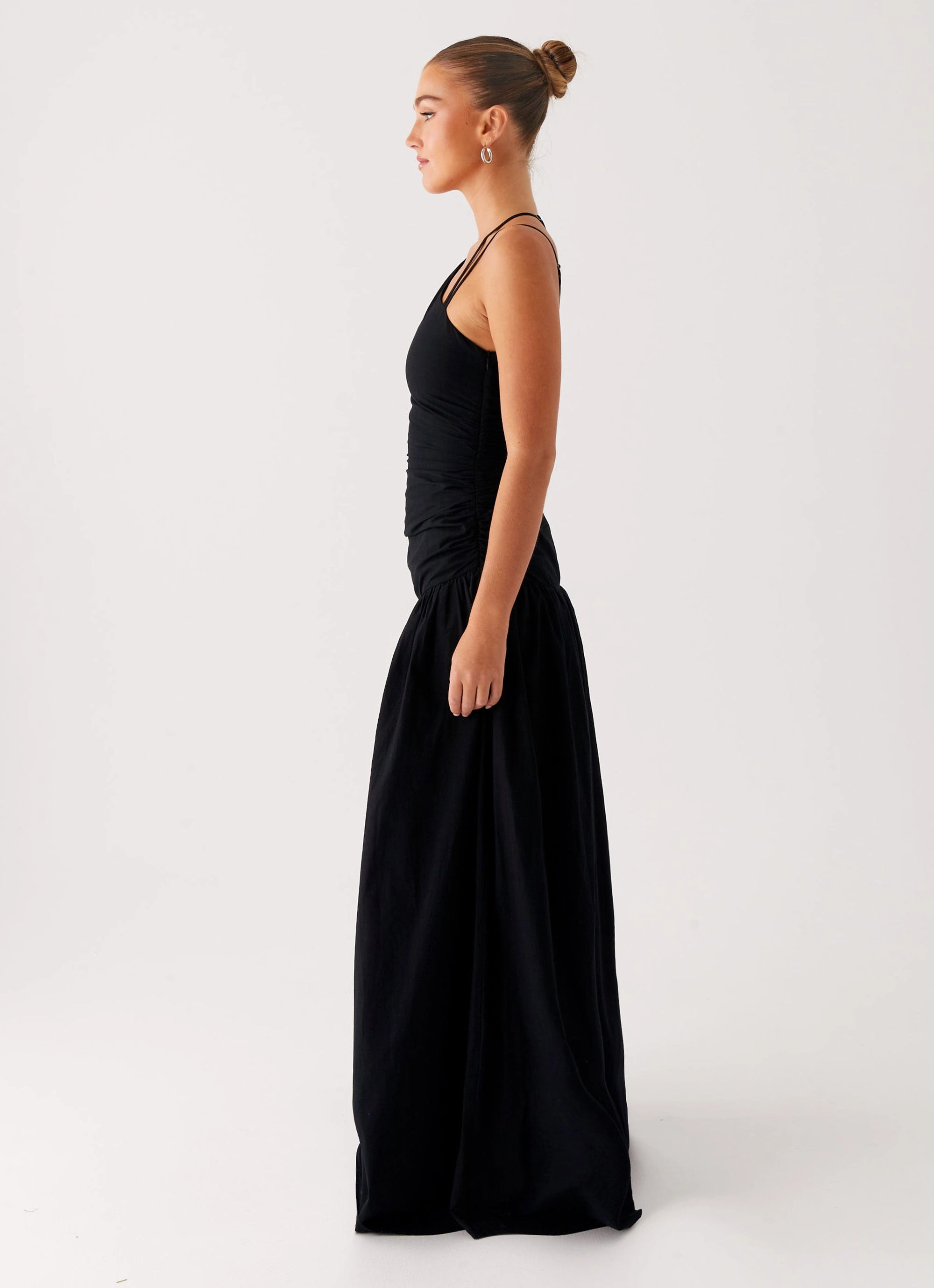 Cortez Maxi Dress - Black Flattering Design Wear Warm Touch