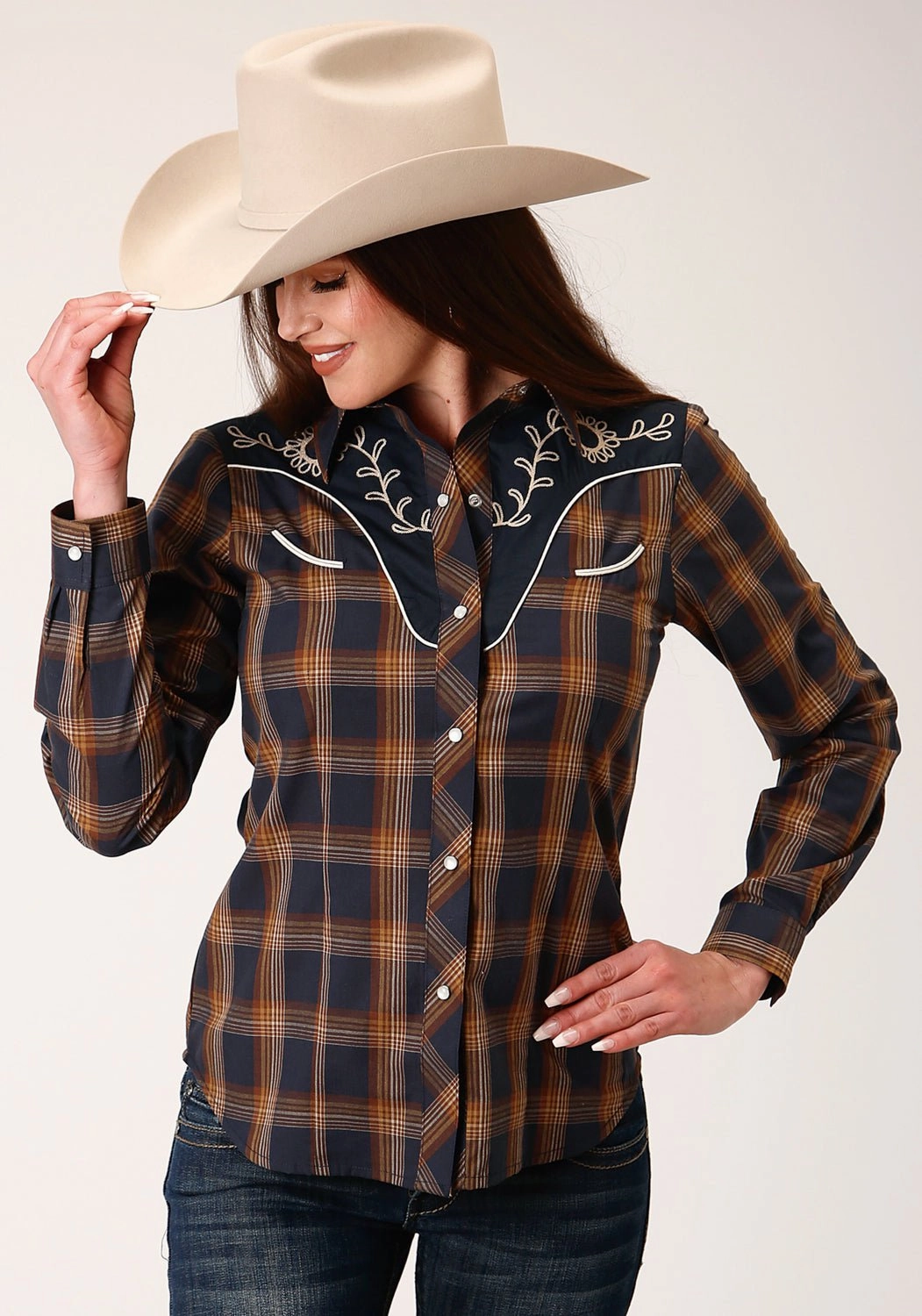 Roper Womens 822 Plaid Navy/Brown Cotton Blend L/S Shirt Non Restrictive Fit Patterned Texture