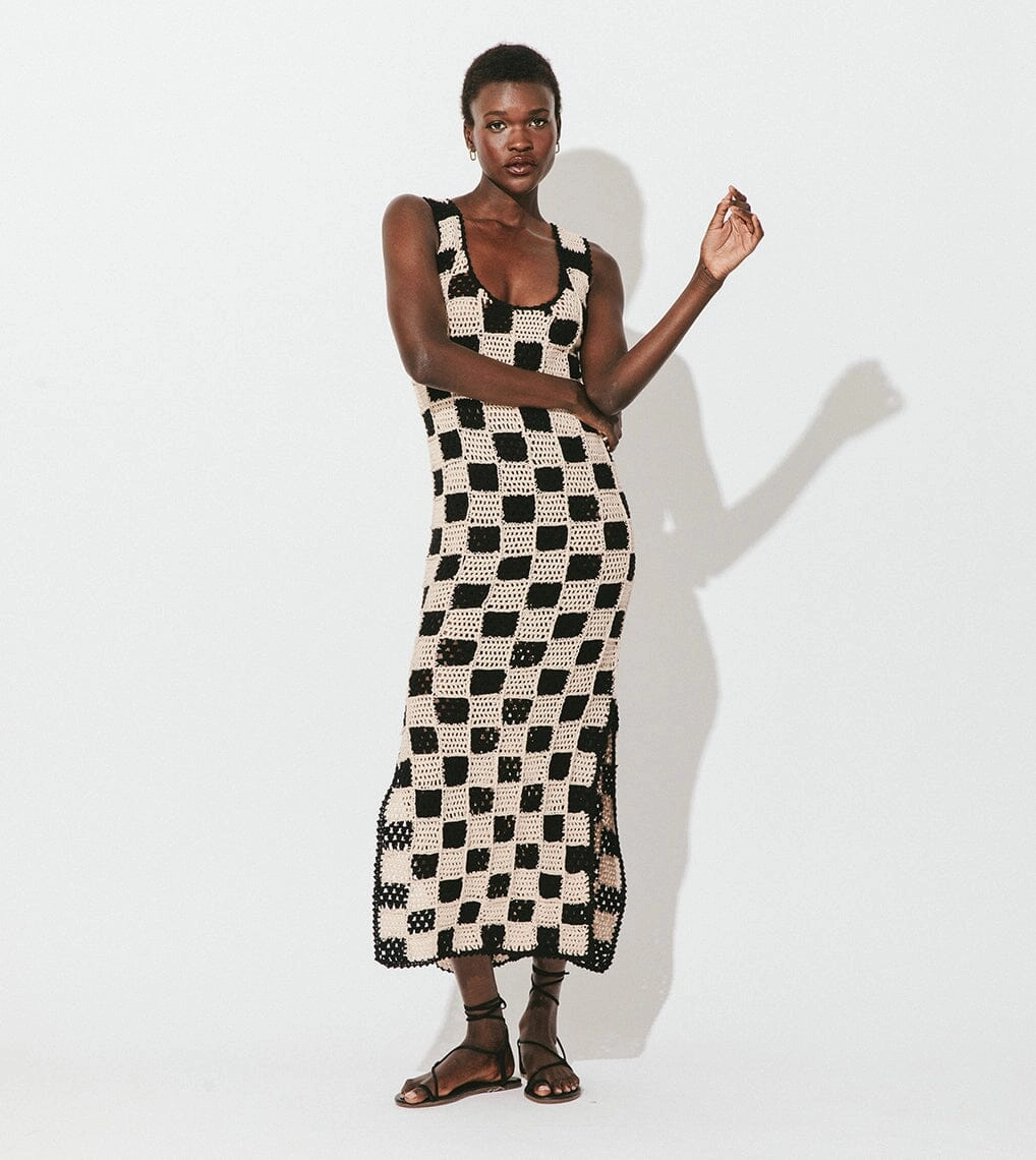 Danika Crochet Dress | Black/White Perfect Layering Neat Finish