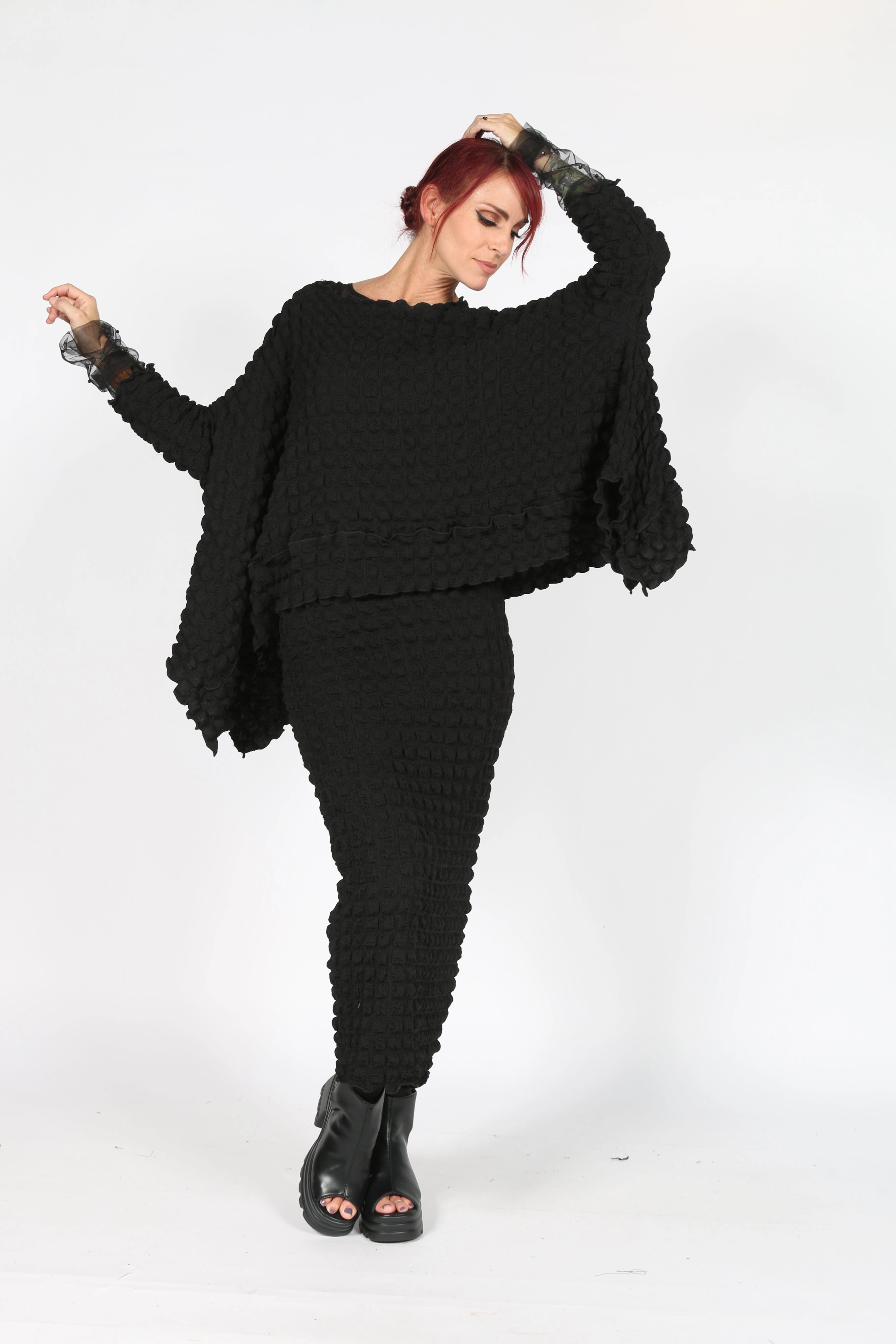 Ventilated Slits Pencil skirt