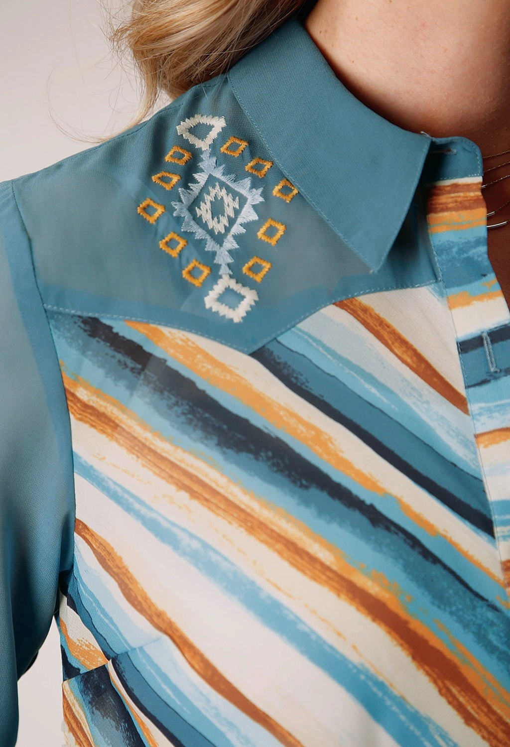 Cute Glow Gentle Look Roper Womens Watercolor Stripe Multi-Color 100% Polyester L/S Dress