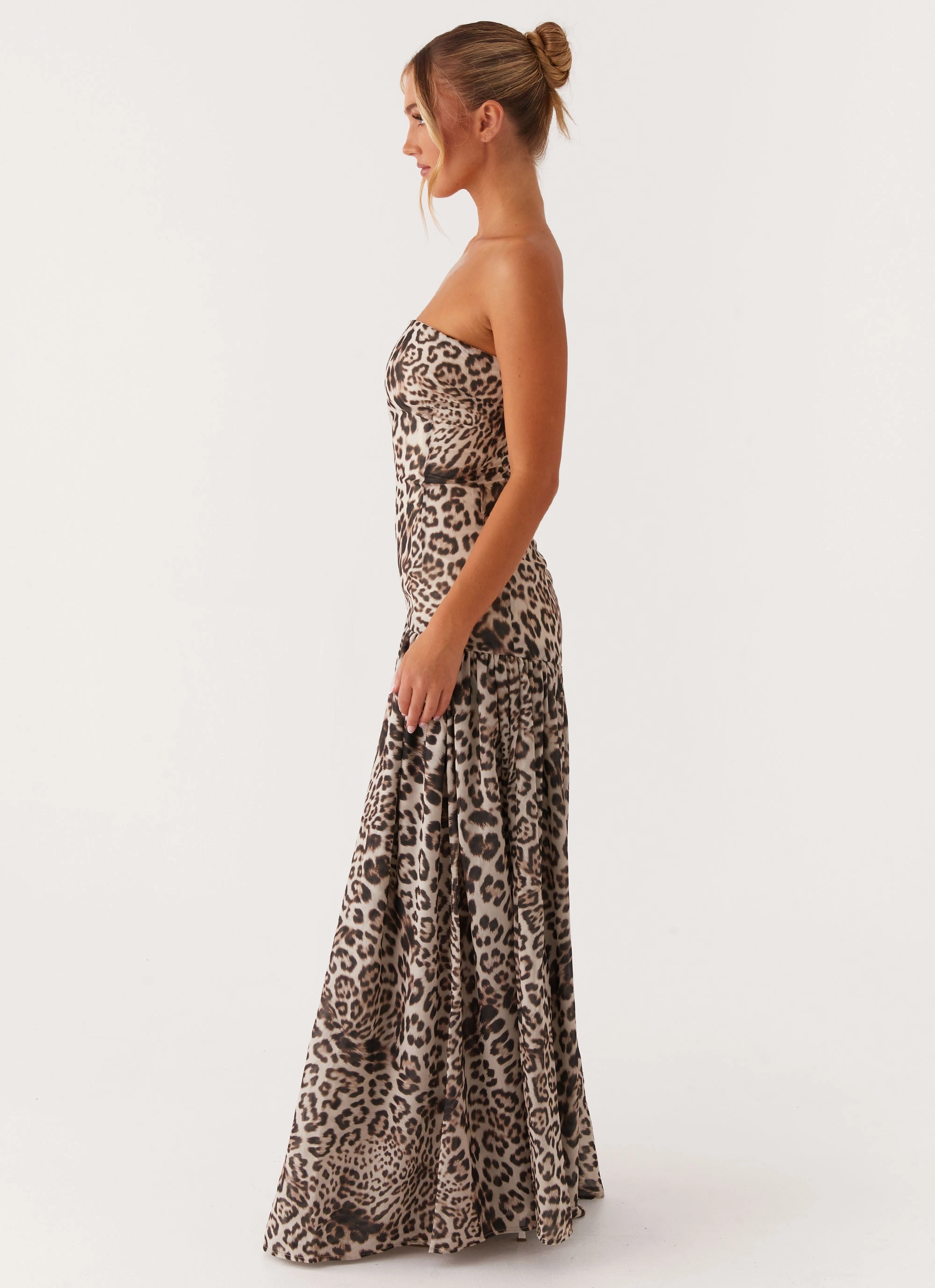 Curve-Enhancing Eden Strapless Maxi Dress - Leopard