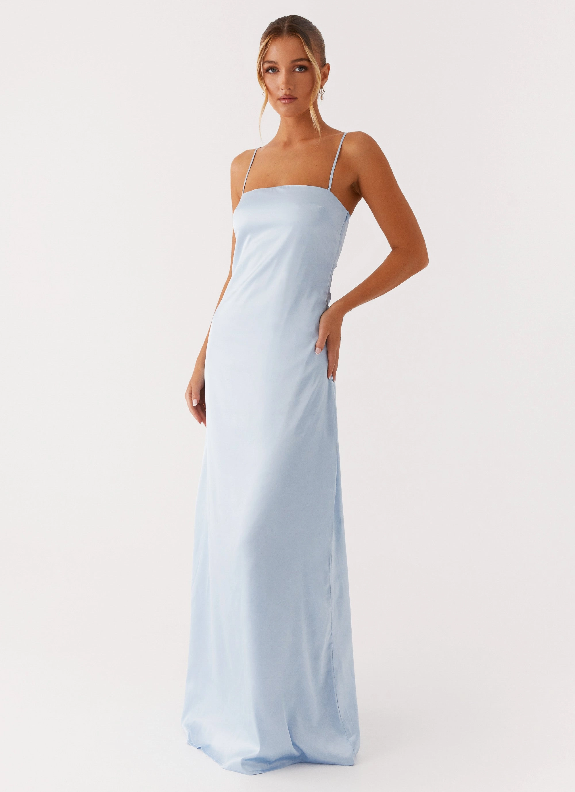 Aster Bloom Maxi Dress - Blue Layered Fabric Travel Fashion