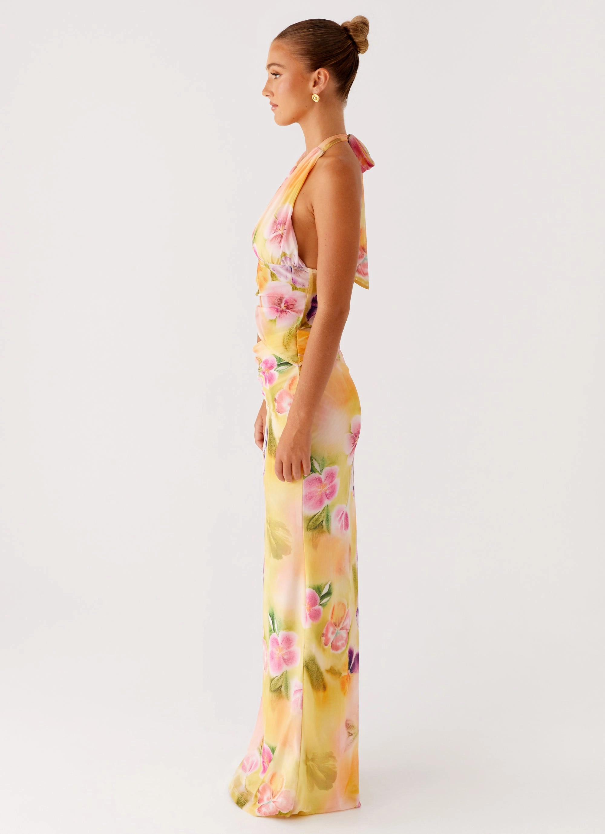 Thermal Fashion Main Act Halter Maxi Dress - Sunburst Floral