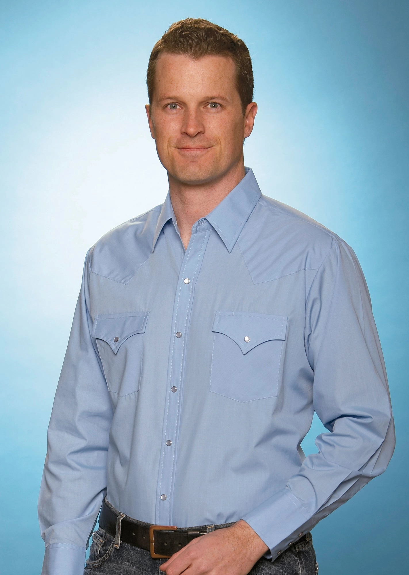 Rugged Style Daytime Look Ely & Walker Mens Solid Light Blue Western Shirt L/S Poly/Cotton