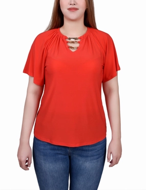 Raglan Sleeve Top With Chain Details Friction Reducing Finish