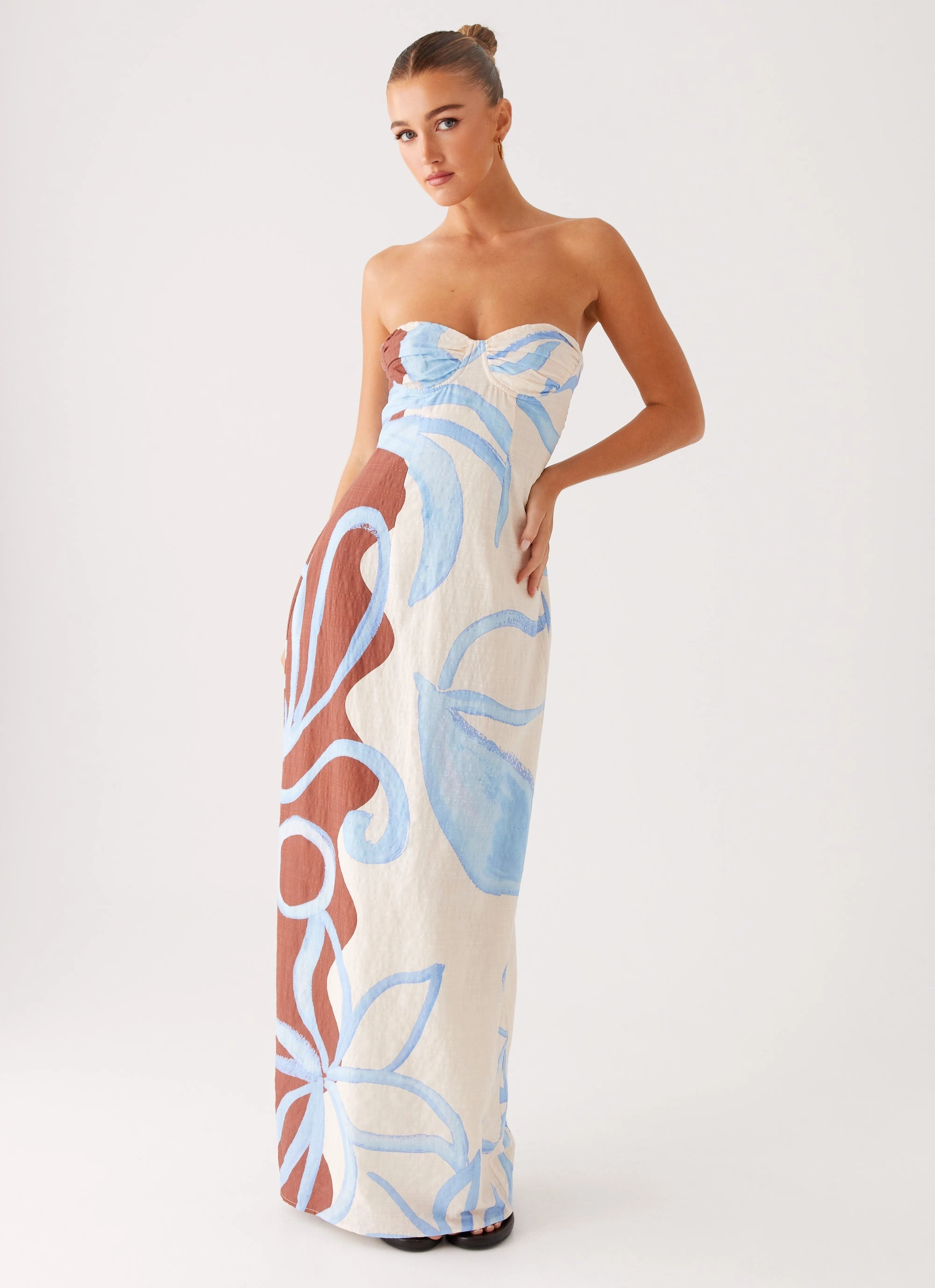 Raiden Maxi Dress - Bloom Wave Print understated look