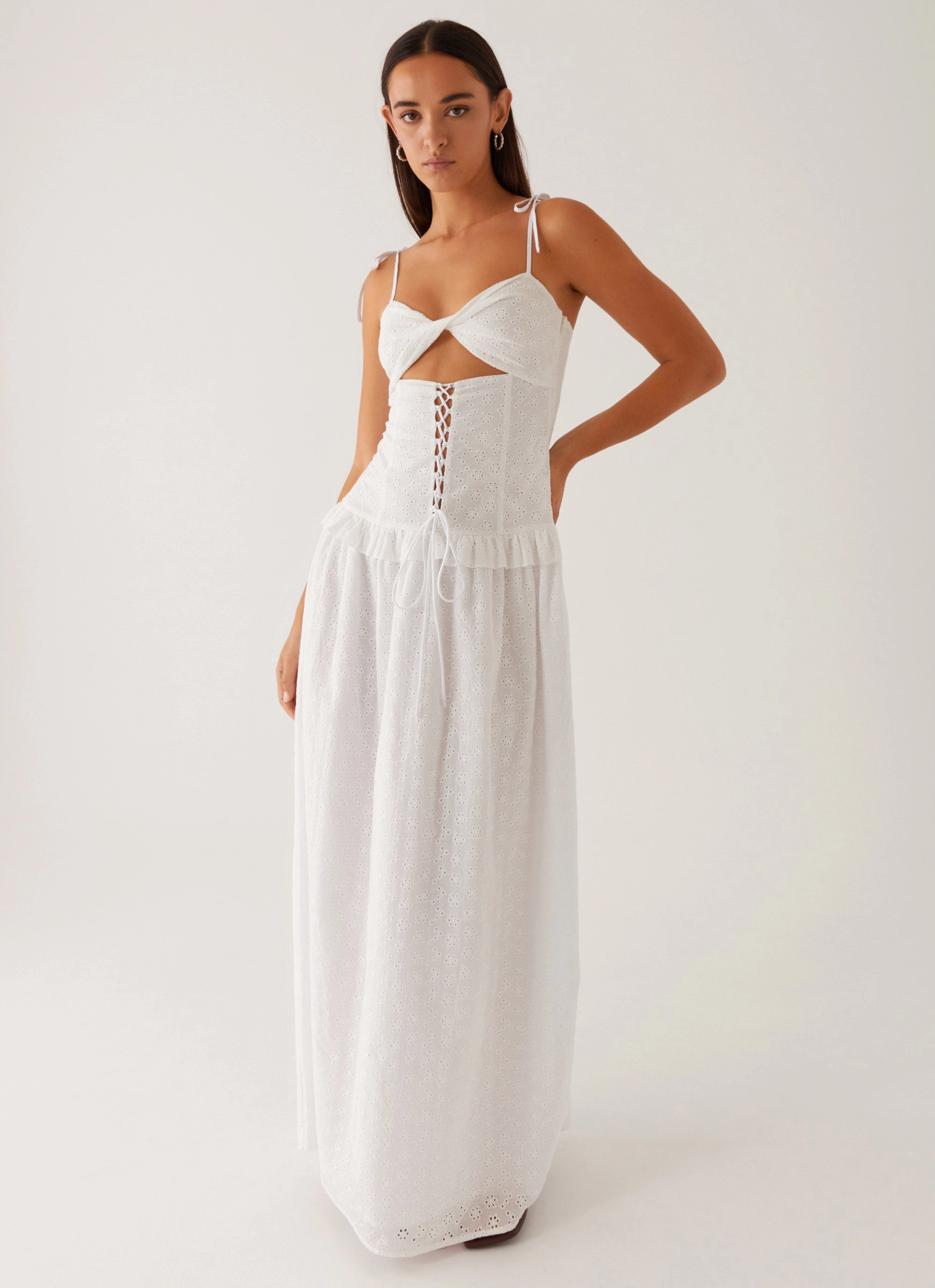 Reveria Twist Maxi Dress - Ivory Relax Line Contrast-Panel
