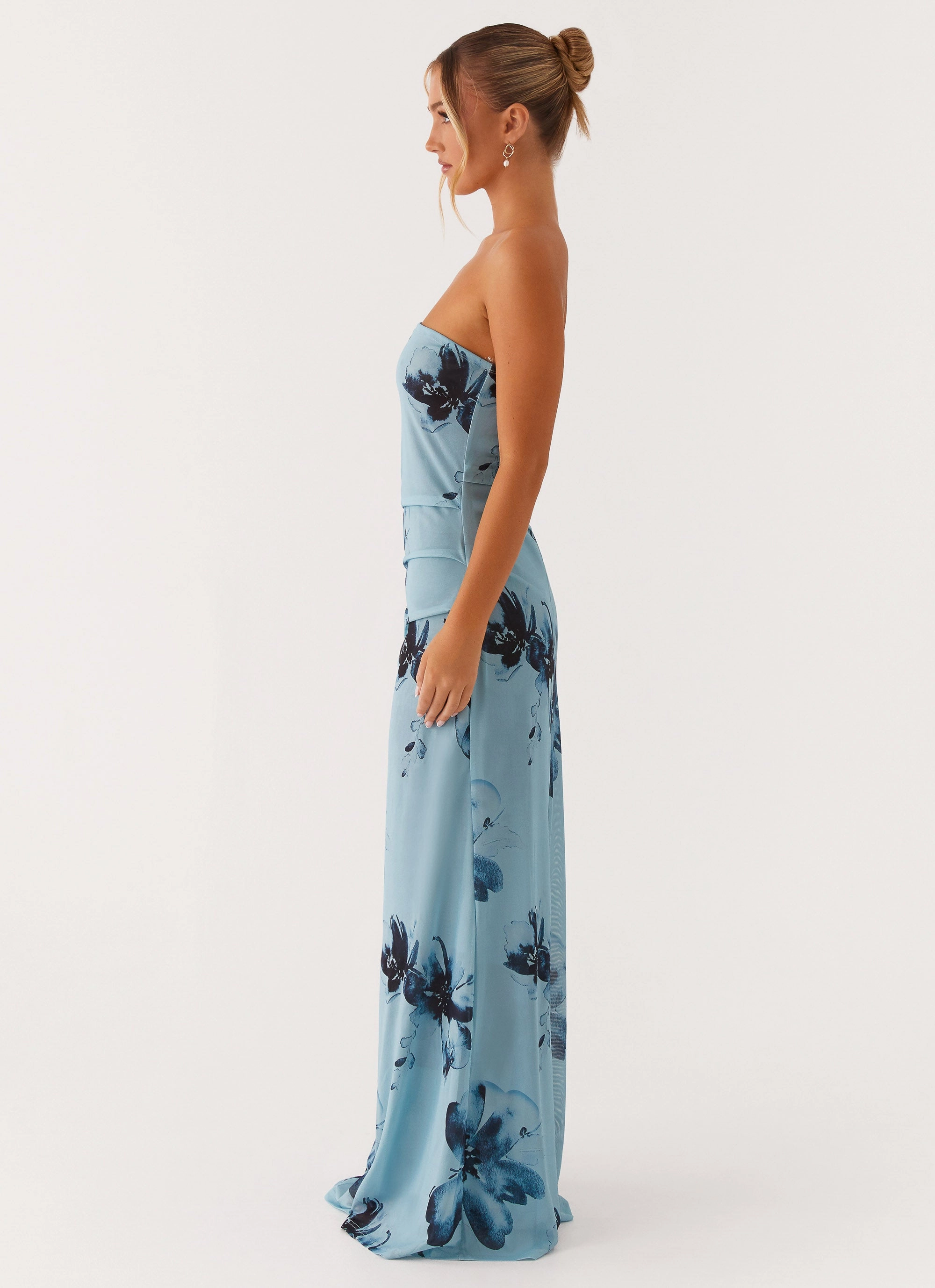 Pattern Print Field Of Dreams Maxi Dress - Blue Black Floral