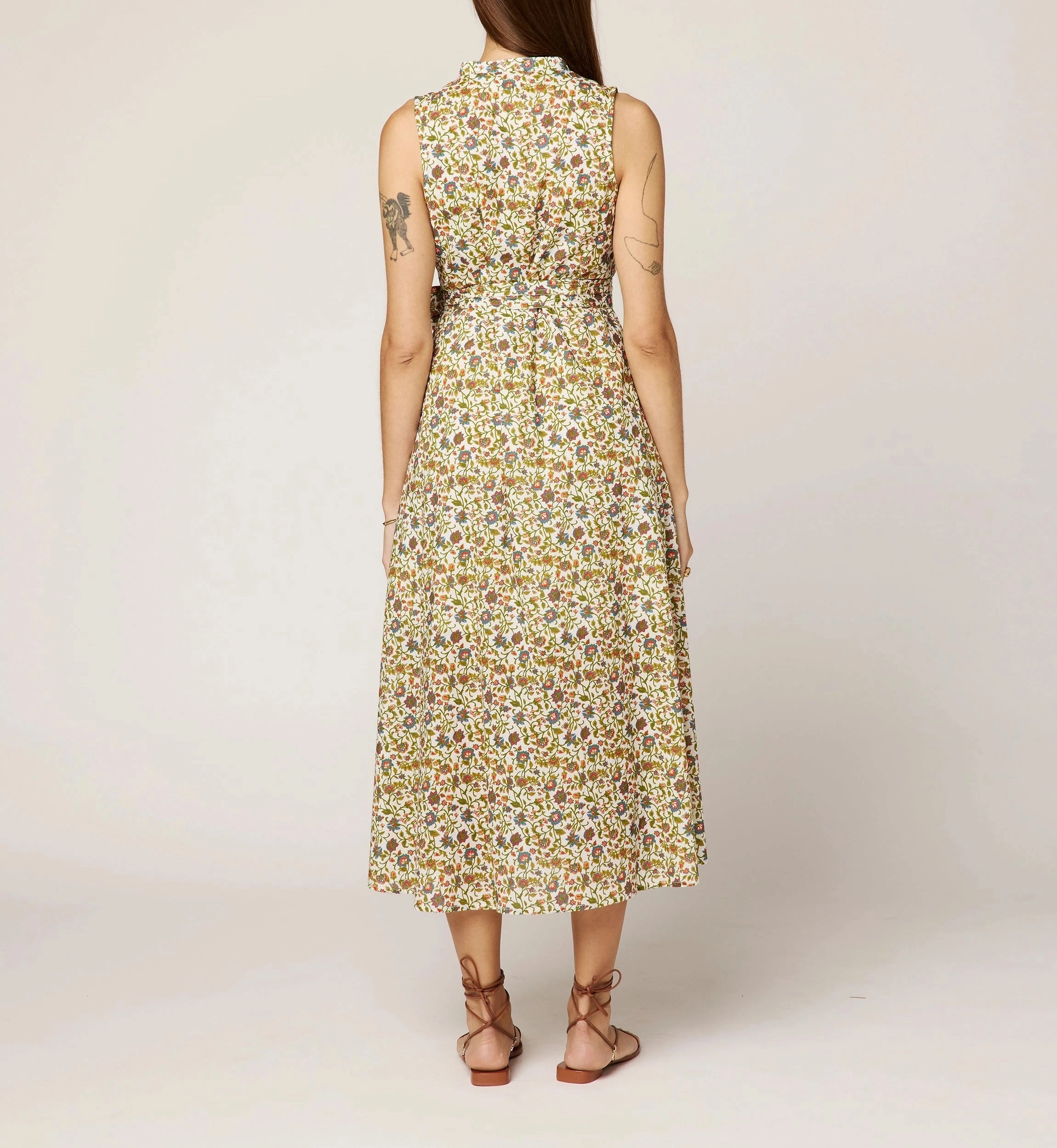 Cheyenne Midi Dress | Viti Flora Flattering and Effortless