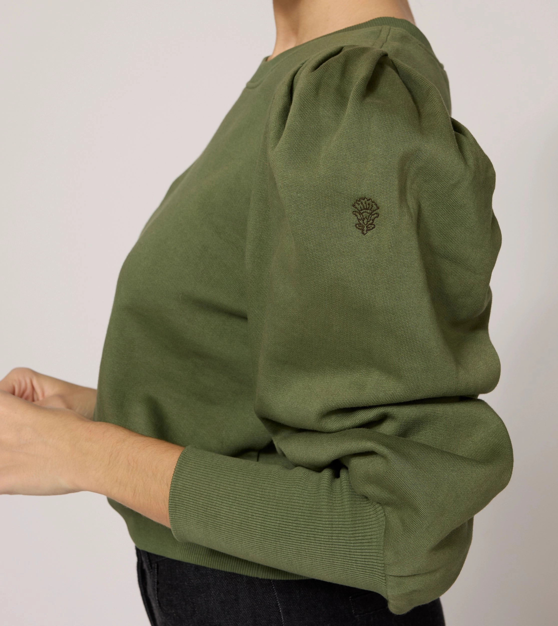 AntiPillingTechnology QuickRelease Closure Indi Sweatshirt | Army Green