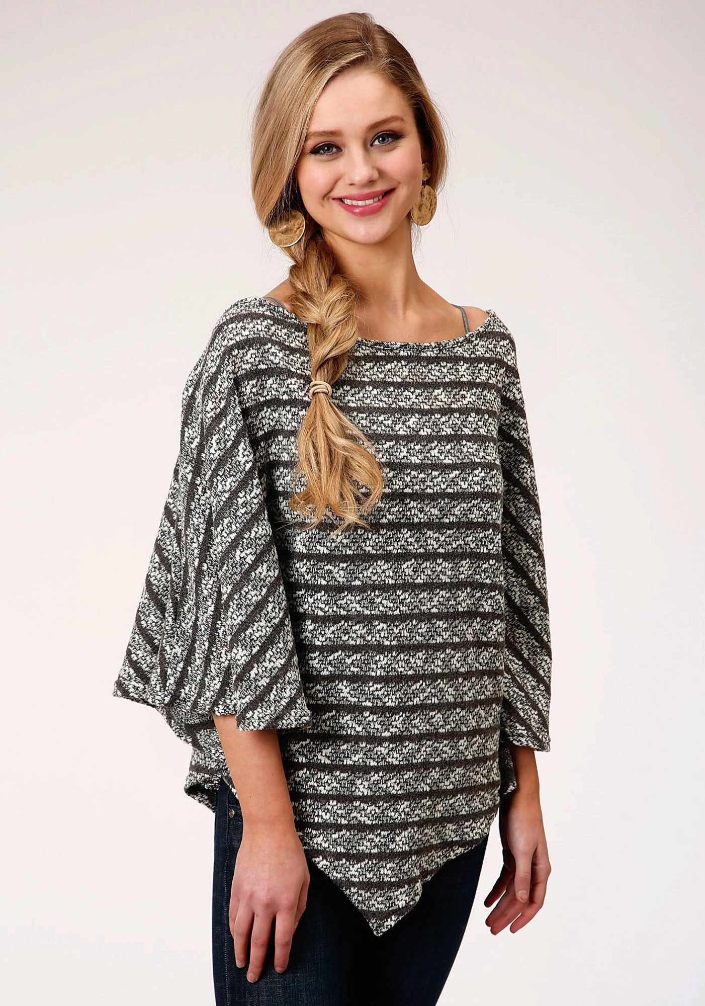 Functional Pocket Roper Womens Black/White Cotton Blend Open Knit S/S Poncho