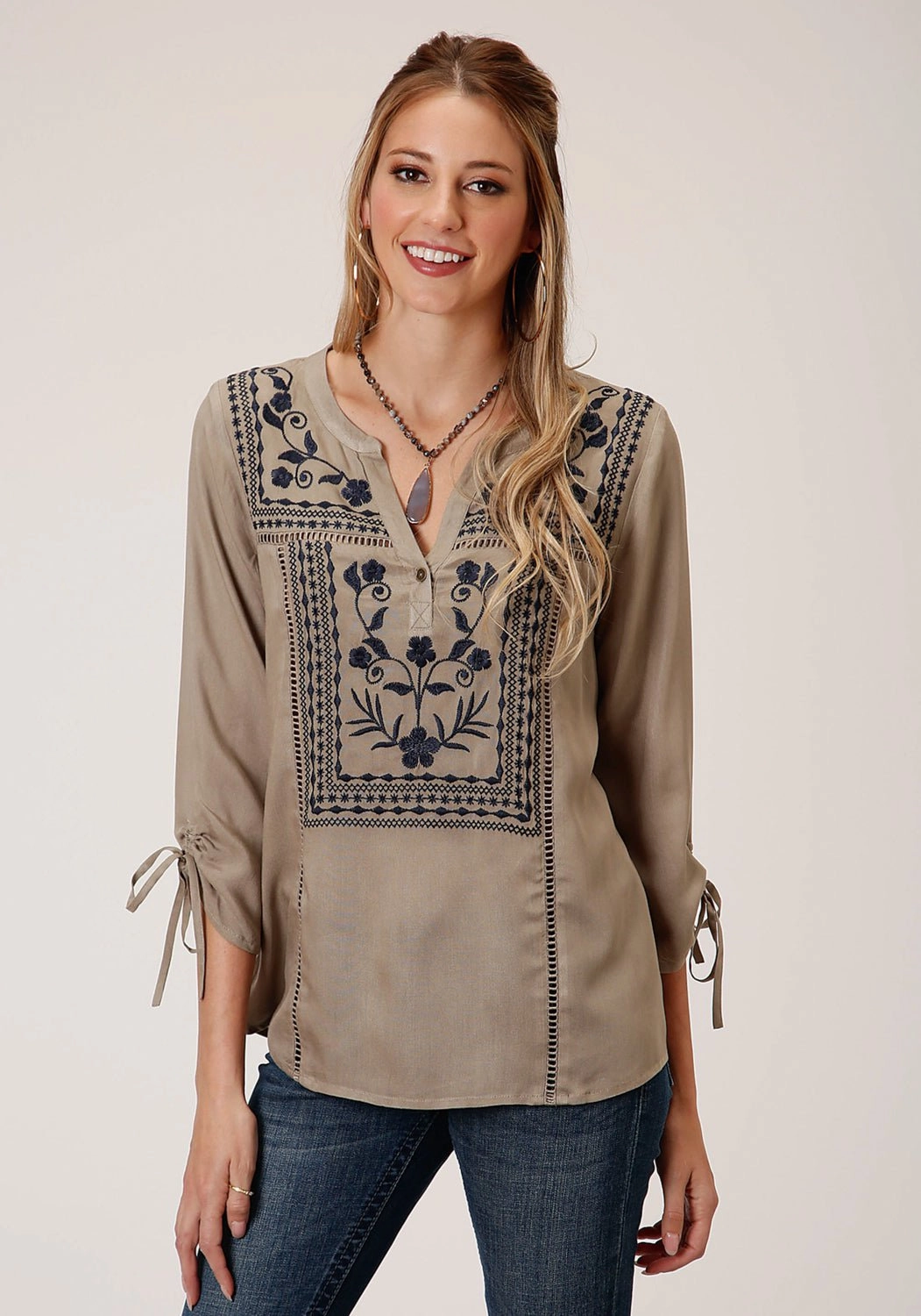 Soft Touch Roper Womens Green Rayon/Nylon Open Work S/S Blouse