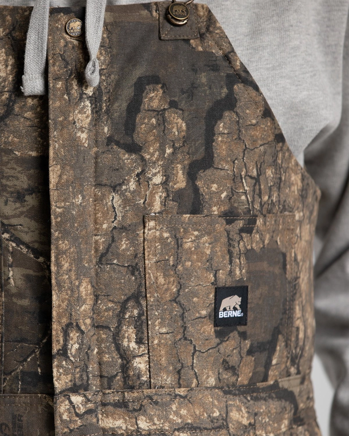 Berne Mens Realtree Timber 100% Cotton Deluxe Insulated Bib Overall Multi Layer Construction Non Bulky Profile