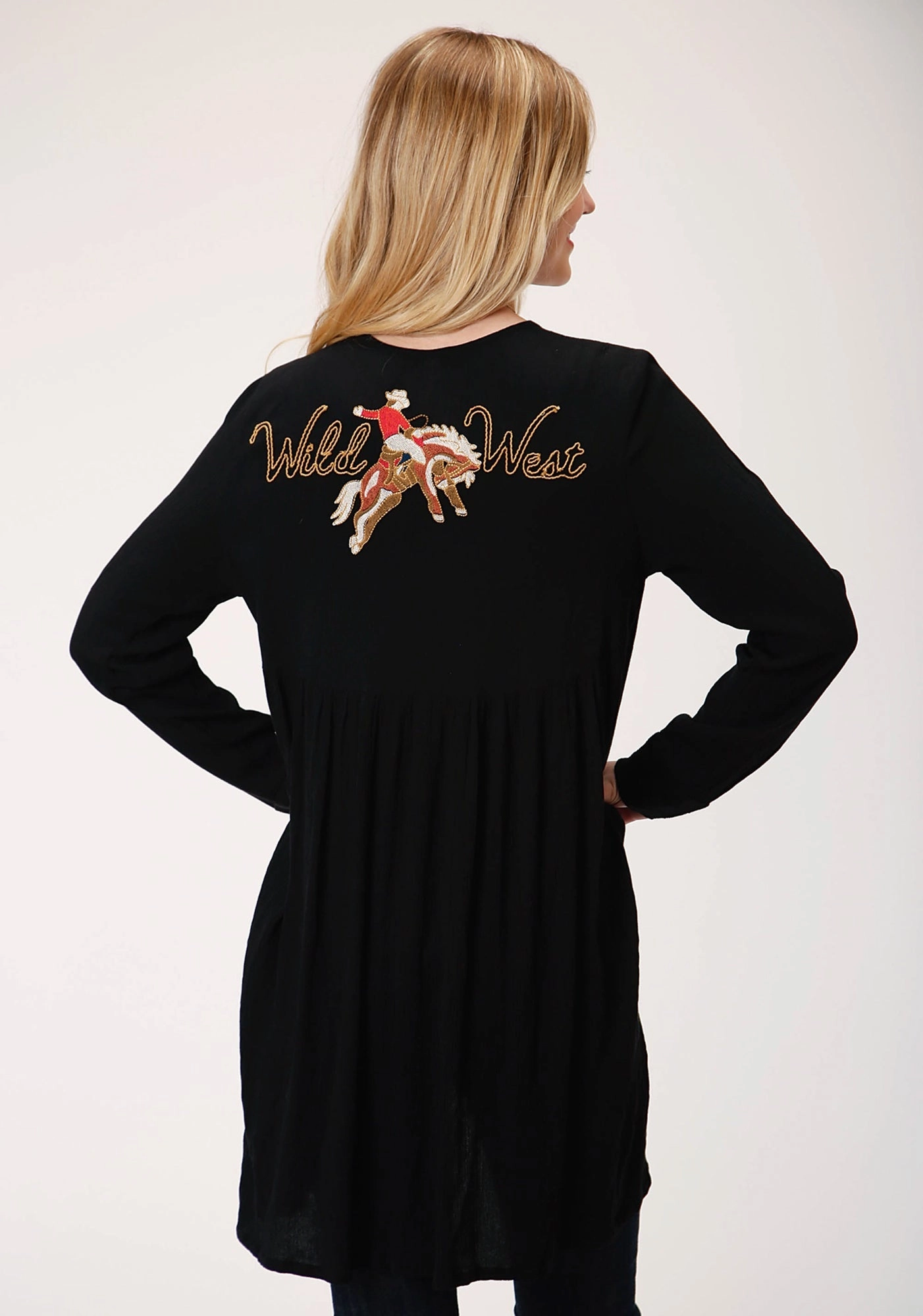 Roper Womens Black Rayon/Nylon Western Embroidery Cardigan Snuggly Fit