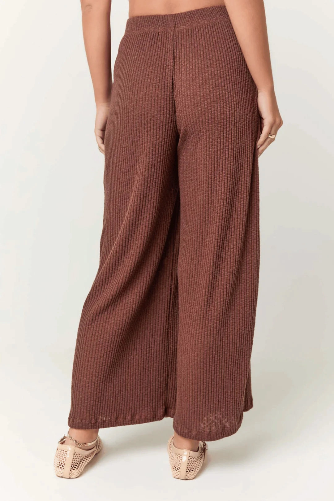 Monterosa Ribbed Wide Leg Pants - Cacao Flexible Seam Moisture Wicking Fabric