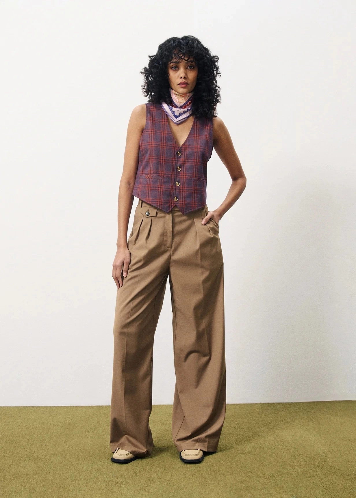 Compact TravelFriendly Design FRNCH Alix Suit Vest