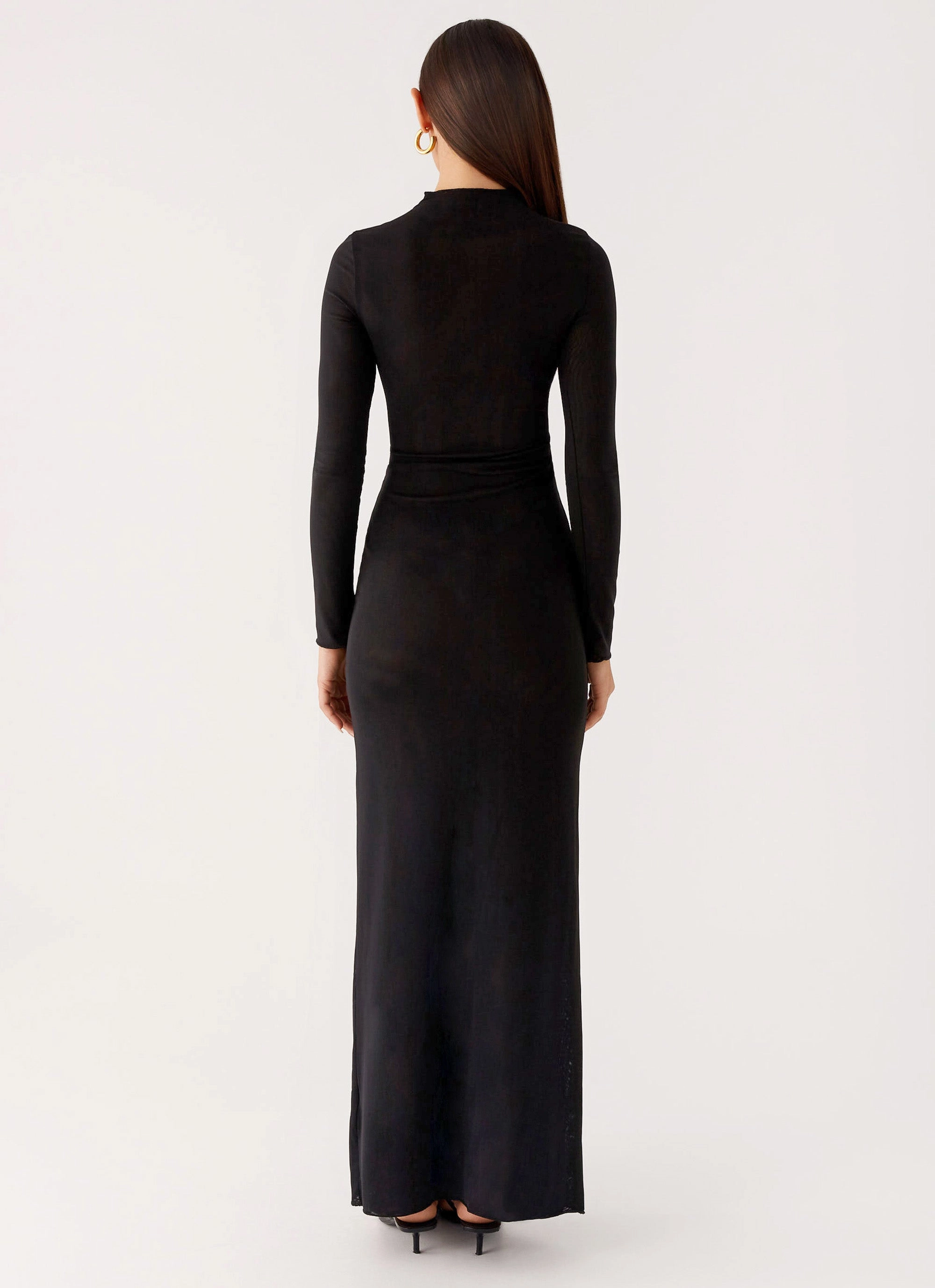 Kamora Maxi Dress - Black Elegant Line Style Upgrade