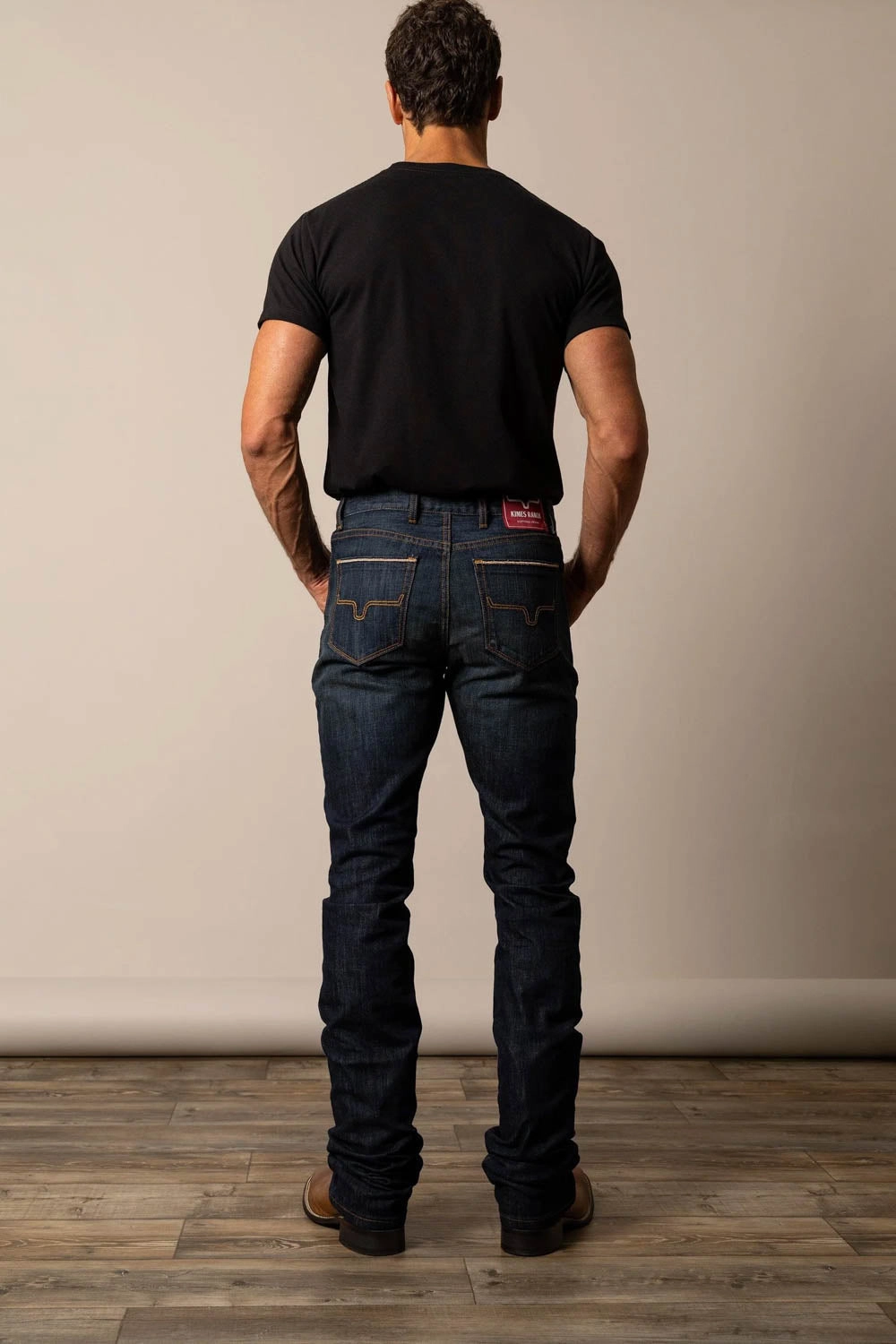 Textured Yarn Blends Weekend Style Stretch Bold Look Kimes Ranch Mens Roger Blue Cotton Blend Jeans