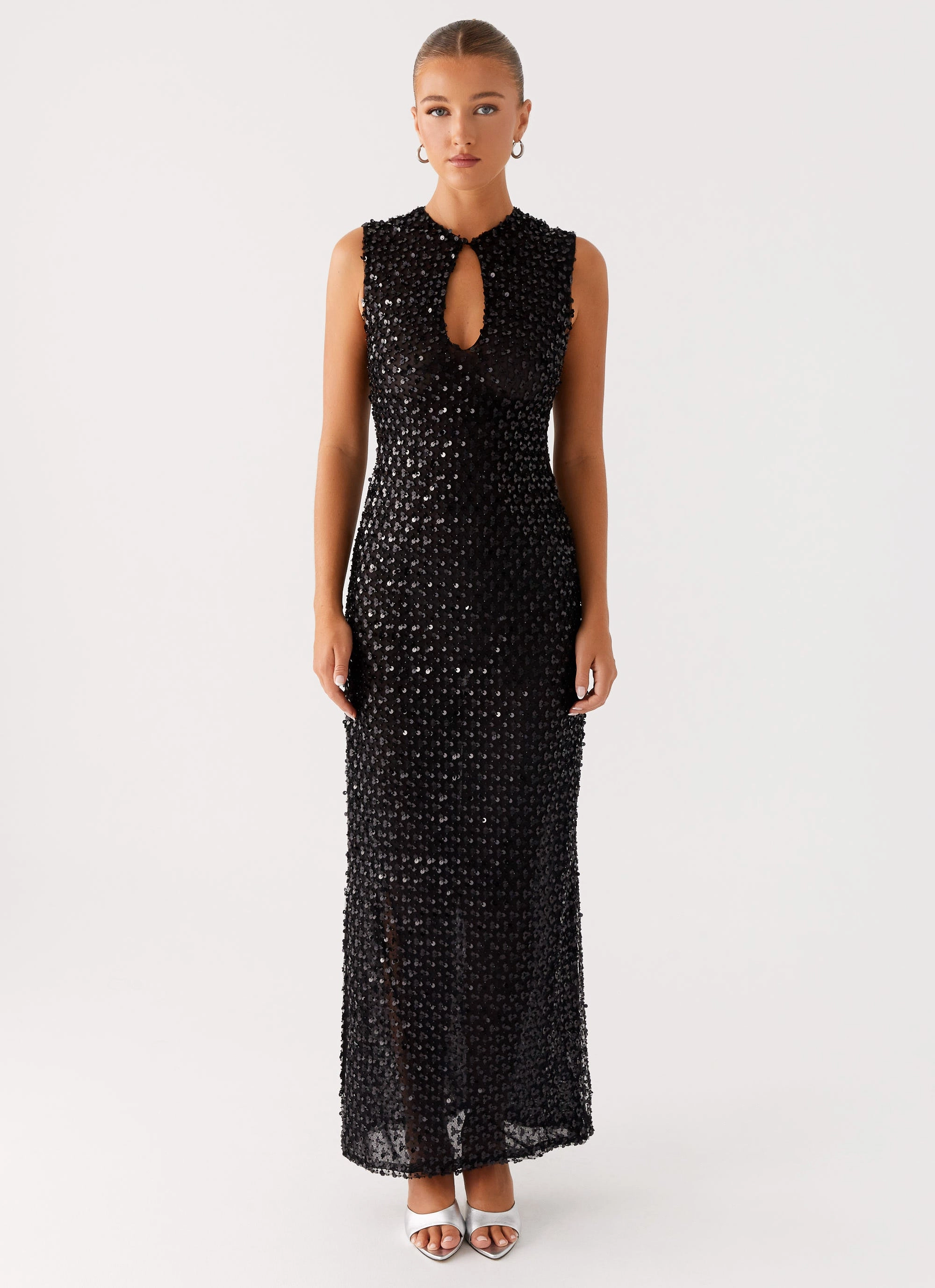 Kore Sequin Maxi Dress - Black Everyday Outfit Flowing Texture