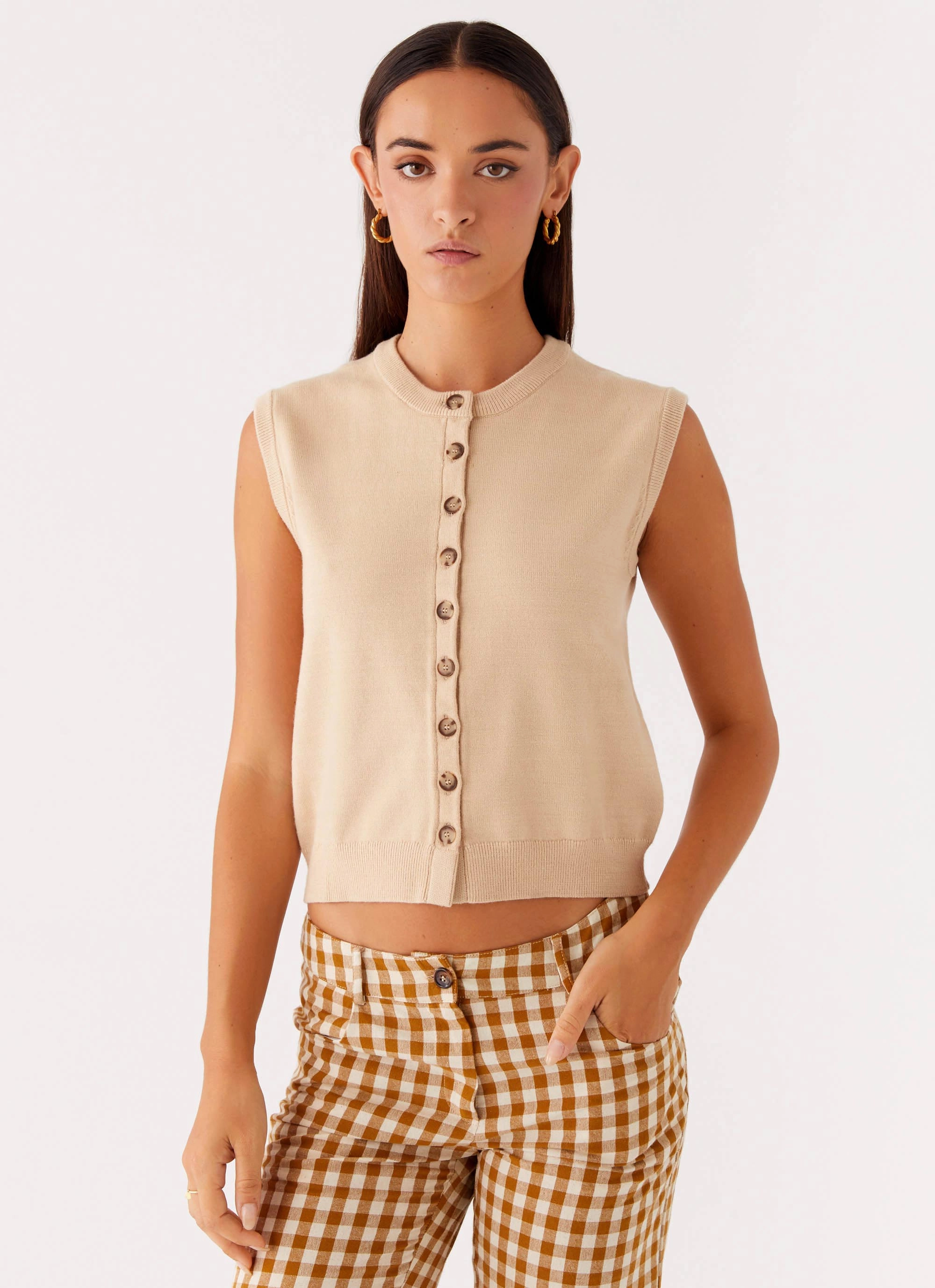 Hygroscopic Inner Layer MultipanelLayout Mickey Knit Vest - Cream