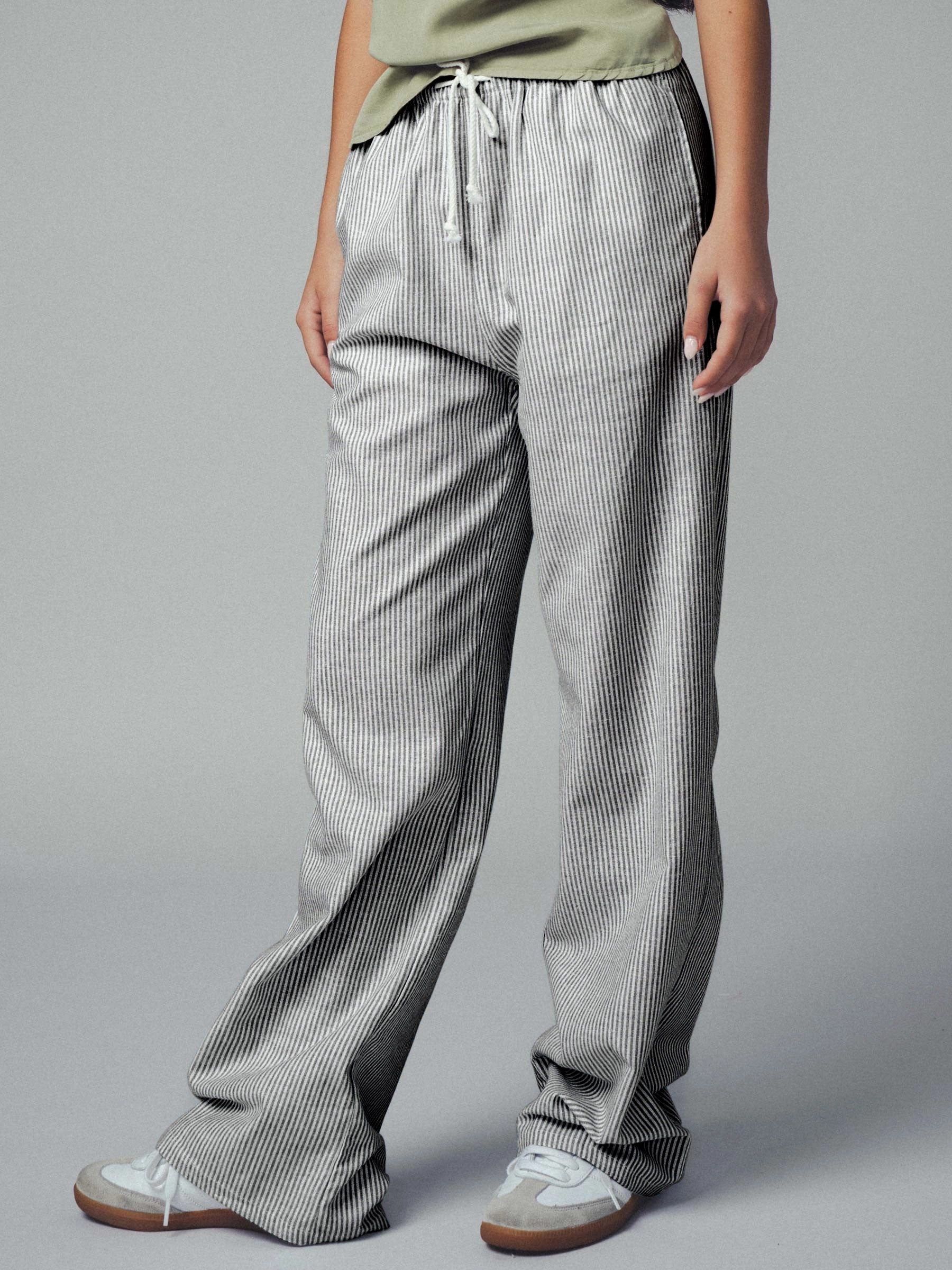 Seamless construction Lounge About Pinstripe Pants - Black