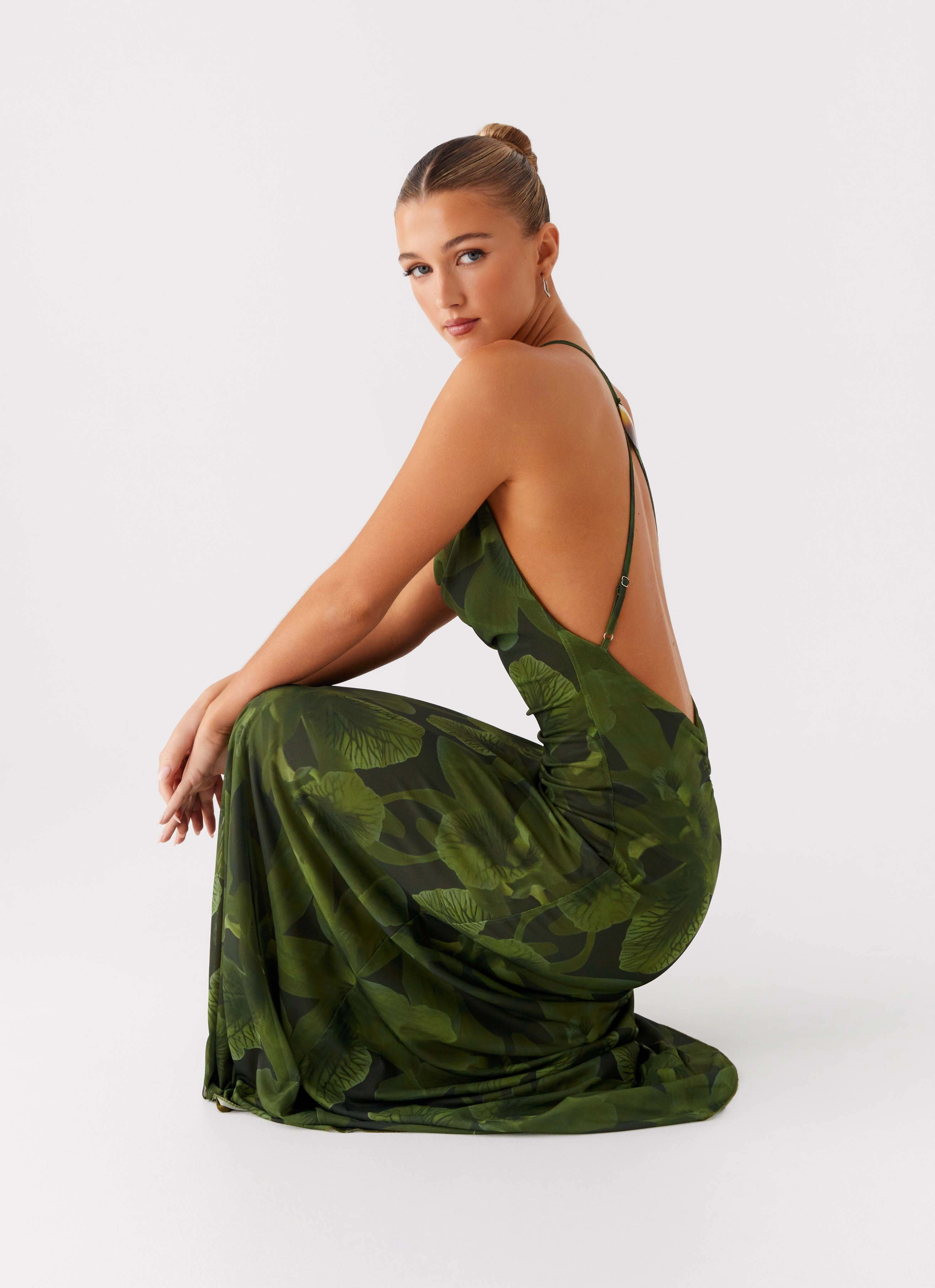 Dahliana Maxi Dress - Tropic Floral Cool Weather Wear Comfortable Jacket