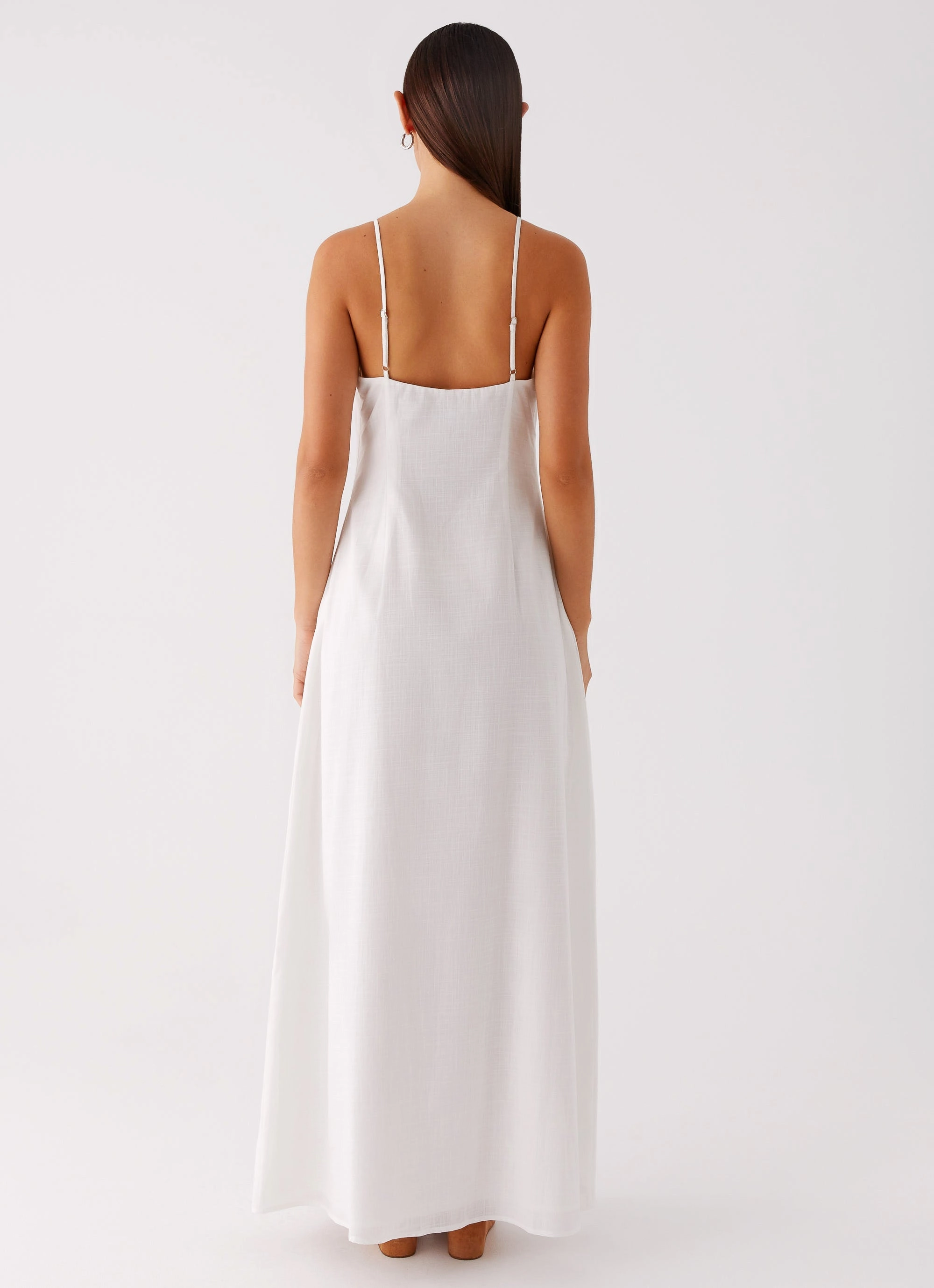 Luxe Fabric Stylish Look Madeleine Scoop Neck Maxi Dress - Off White