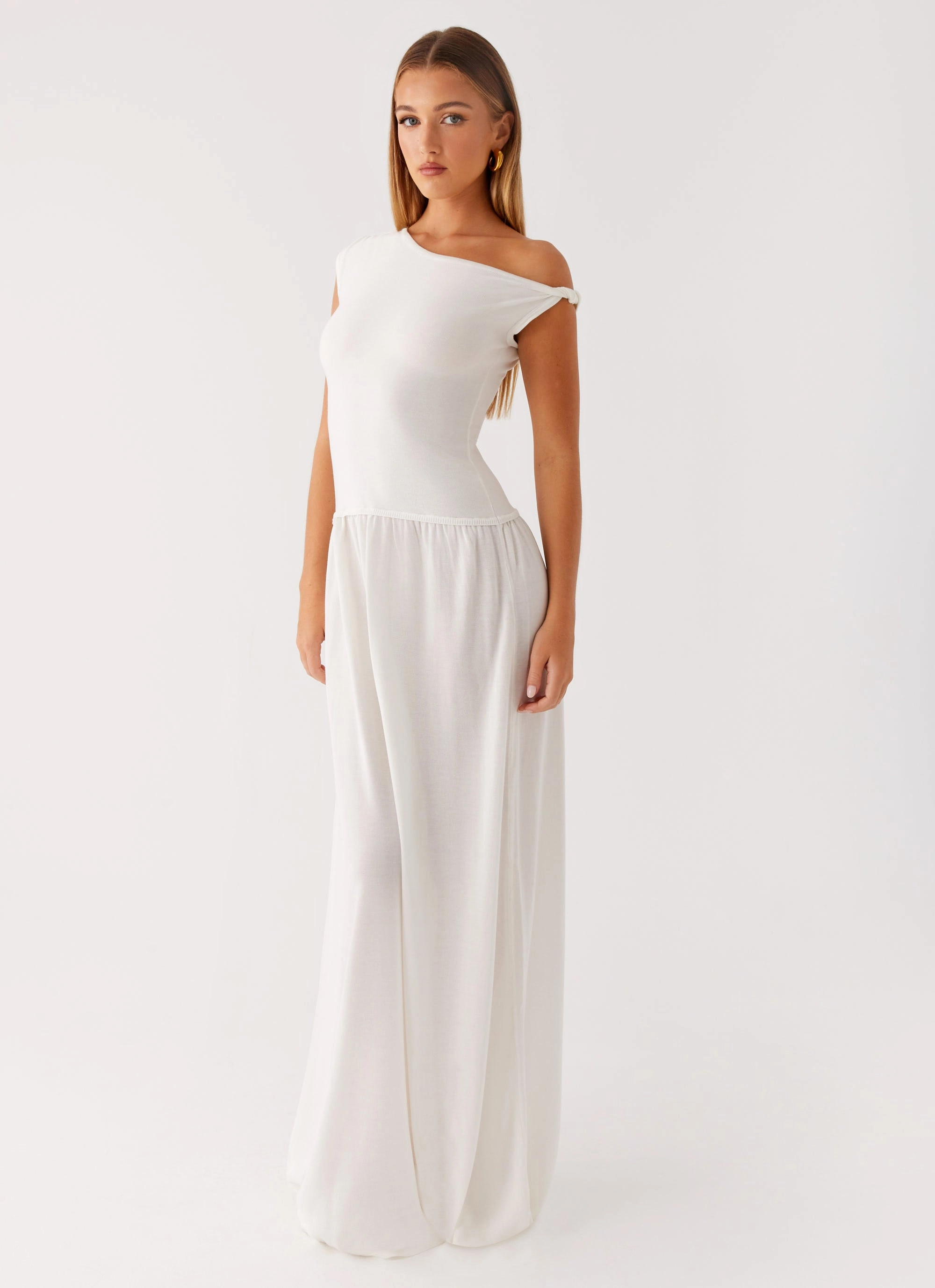 Happy Scent Silk Air Ardella One Shoulder Maxi Dress - Ivory