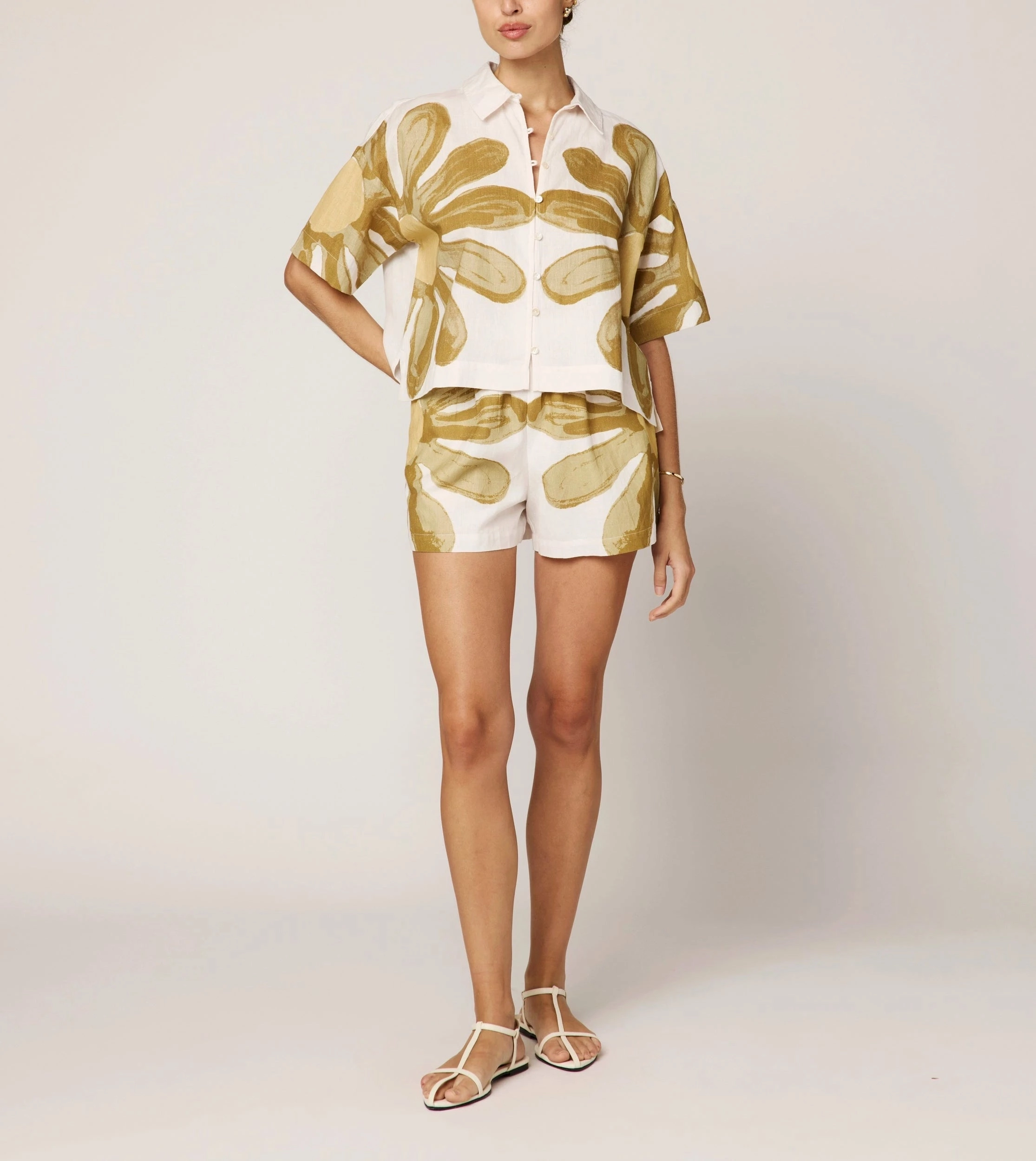 Smooth Zipper Integration Marie Blouse | Floral Placed Print