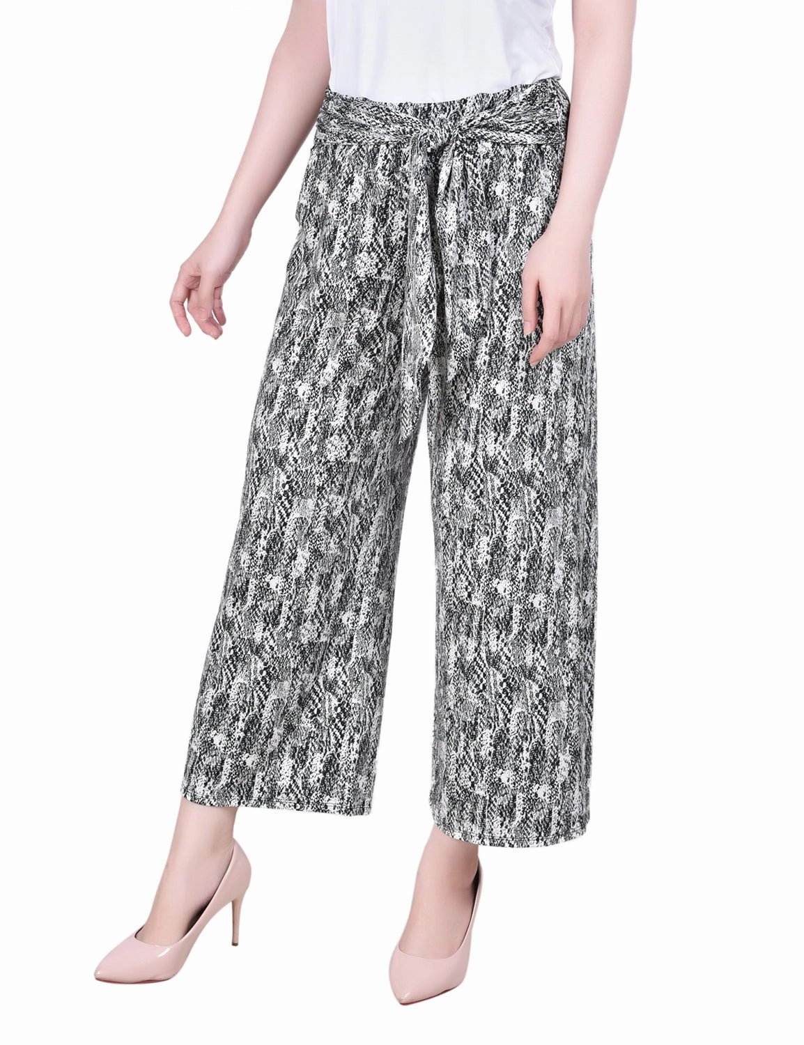 Cropped Pull On with Sash Pant Odor Control Treatment
